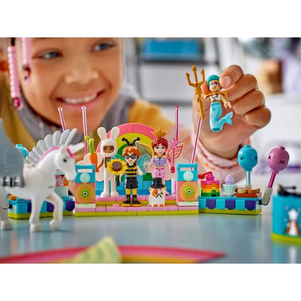 Nessiworld 42661 Lego Friends Kostüm Partisi 261 parça +6 yaş Nessiworld 42661 Lego Friends Kostüm Partisi 261 parça +6 yaş