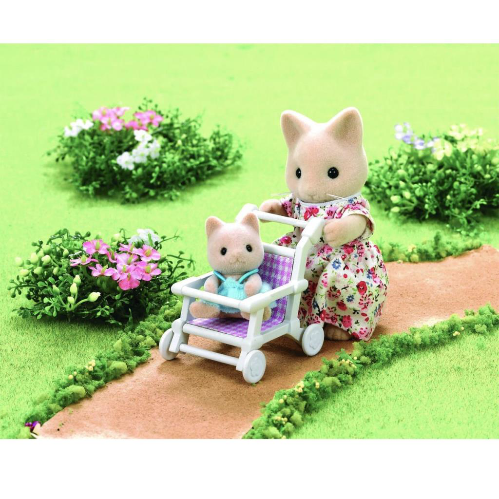 Nessiworld 5156 Sylvanian Families Bebek Puseti (figürler dahil d Nessiworld 5156 Sylvanian Families Bebek Puseti (figürler dahil d