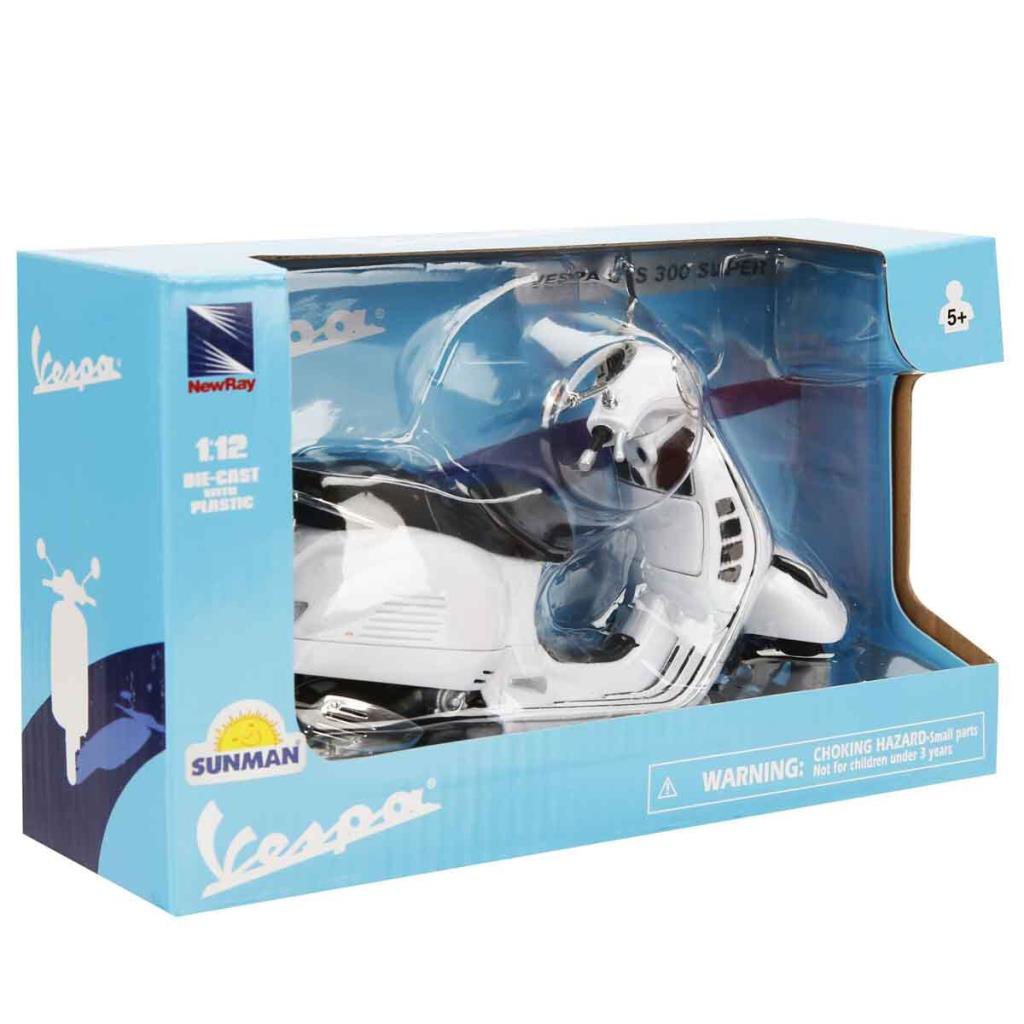 Nessiworld 57243 SUN- Vespa GTS 300 Super Beyaz Motor 1:12 Nessiworld 57243 SUN- Vespa GTS 300 Super Beyaz Motor 1:12