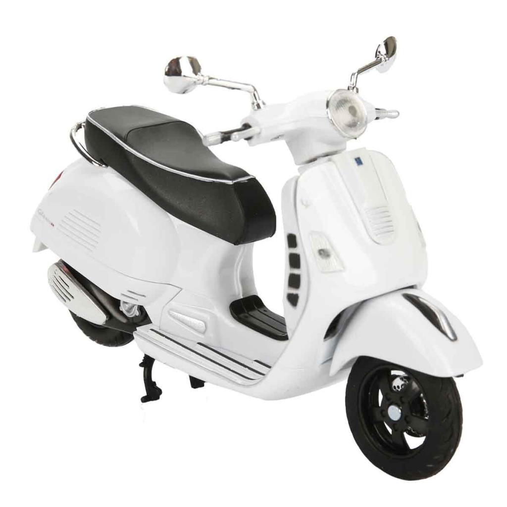 Nessiworld 57243 SUN- Vespa GTS 300 Super Beyaz Motor 1:12 Nessiworld 57243 SUN- Vespa GTS 300 Super Beyaz Motor 1:12