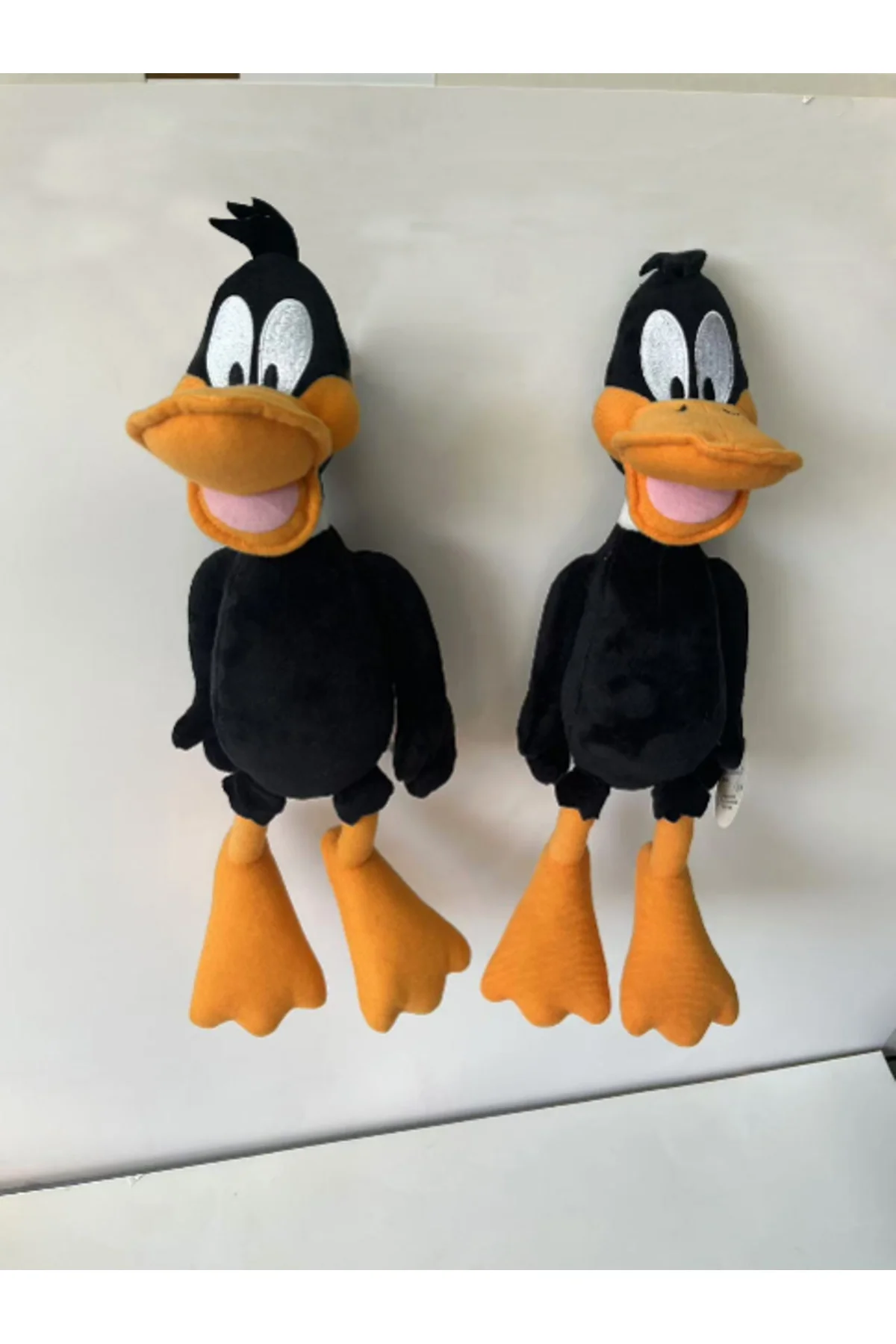 Nessiworld 5781 SUN-ANB-PELUŞ DUFFY DUCK 25CM 5R LT