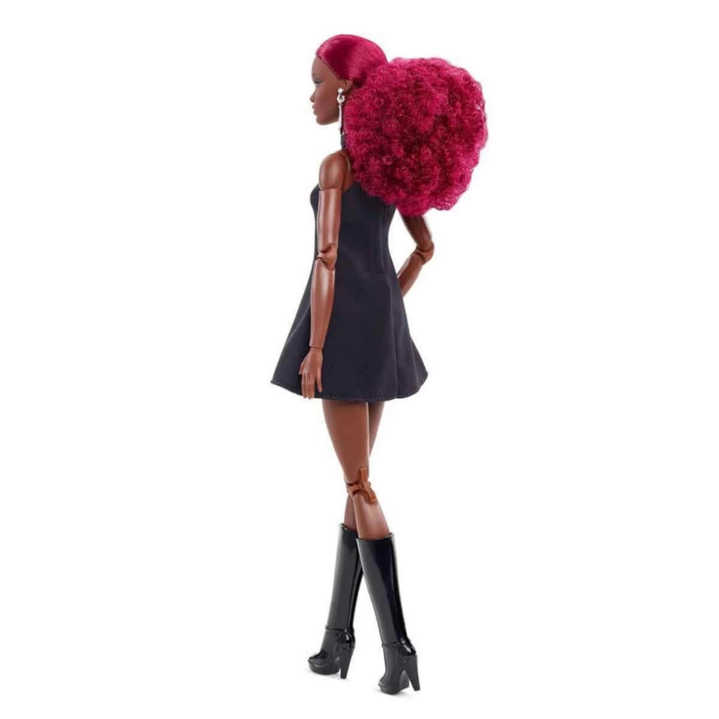 Nessiworld Barbie Basics İkonik Koleksiyon Bebeği Model 03 Nessiworld Barbie Basics İkonik Koleksiyon Bebeği Model 03