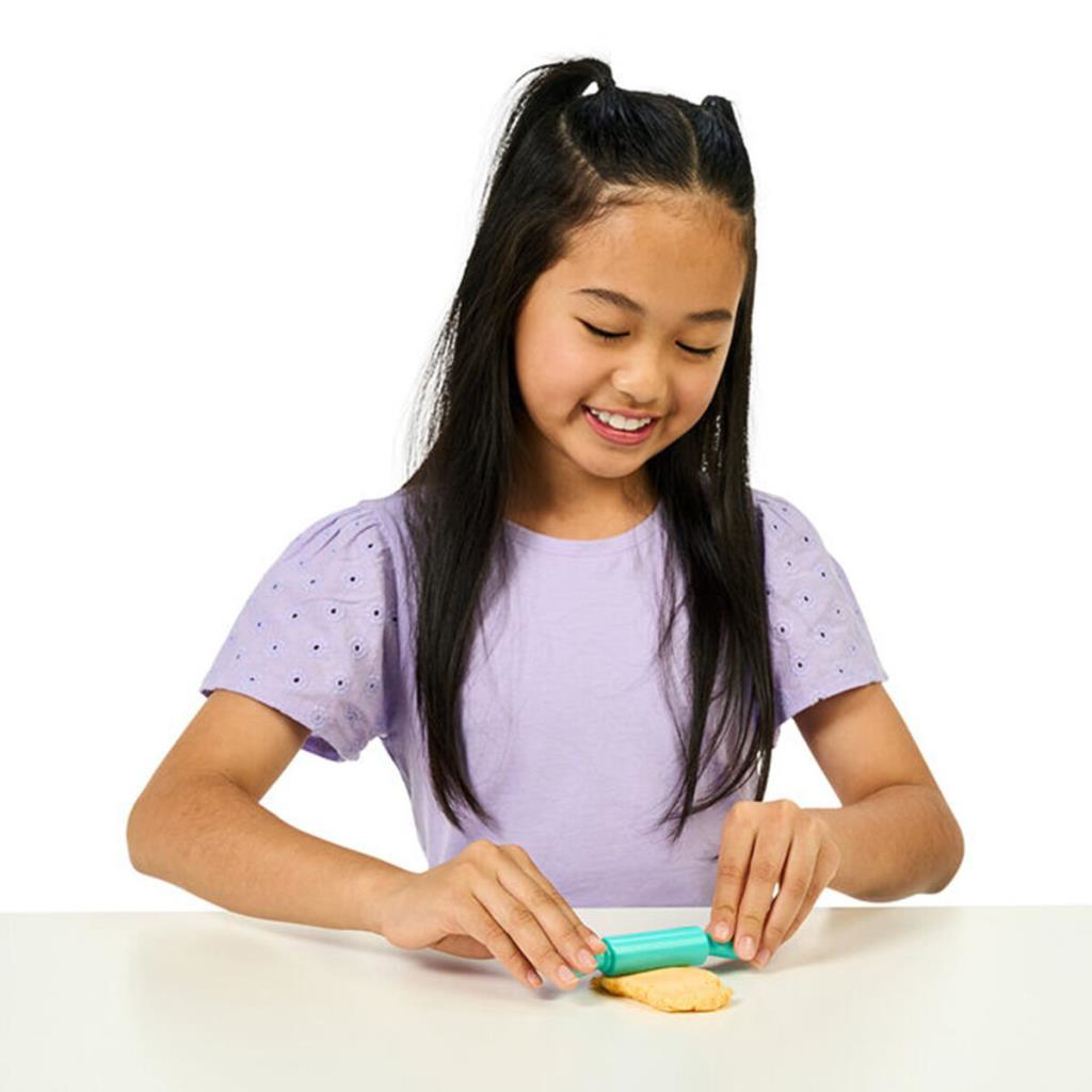 Nessiworld CKE06000 CCookeez Makery Lil Bakez Fırını ve Sürpriz K