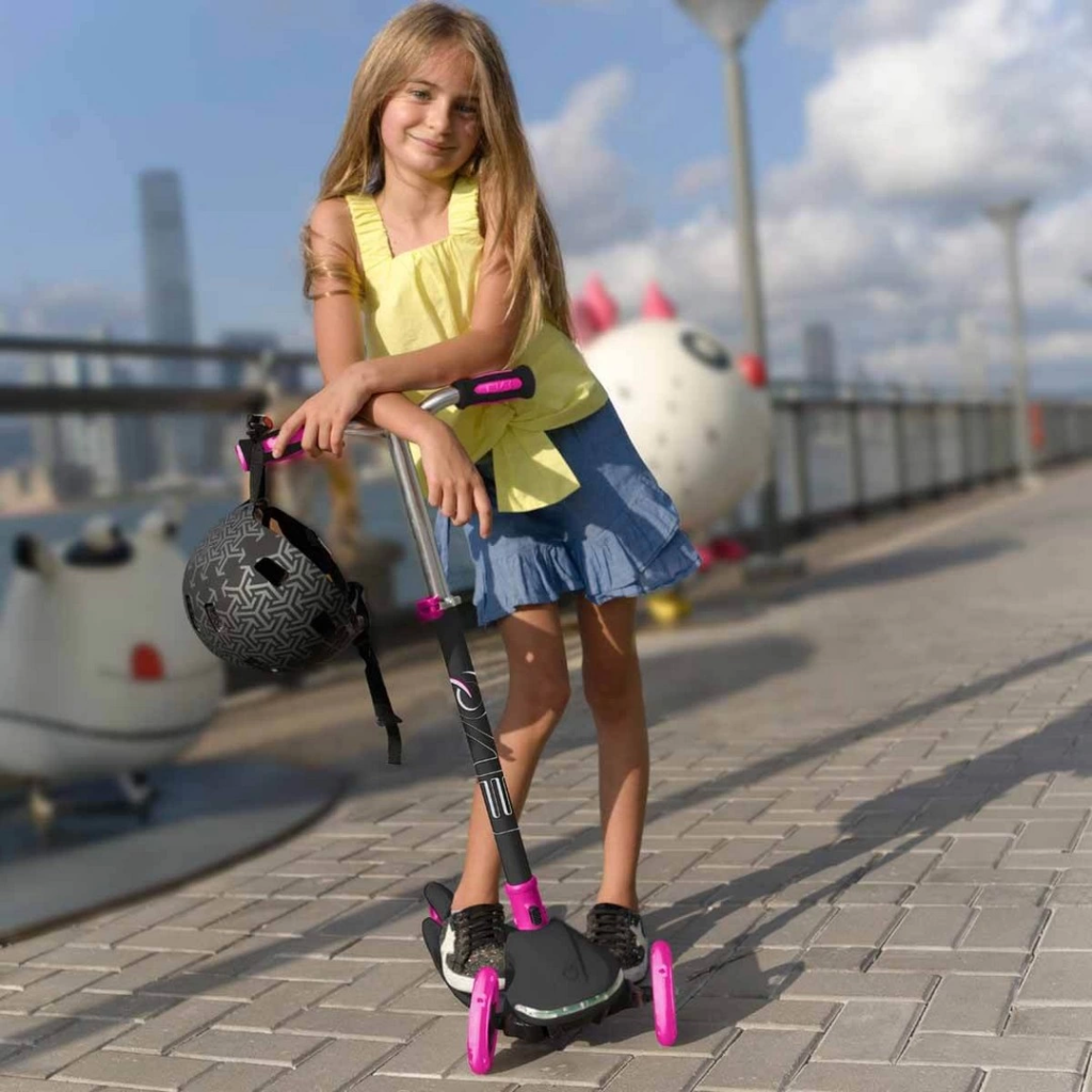 Nessiworld Evo 3 Tekerlekli Katlanabilir Illuminate Işıklı Pembe 