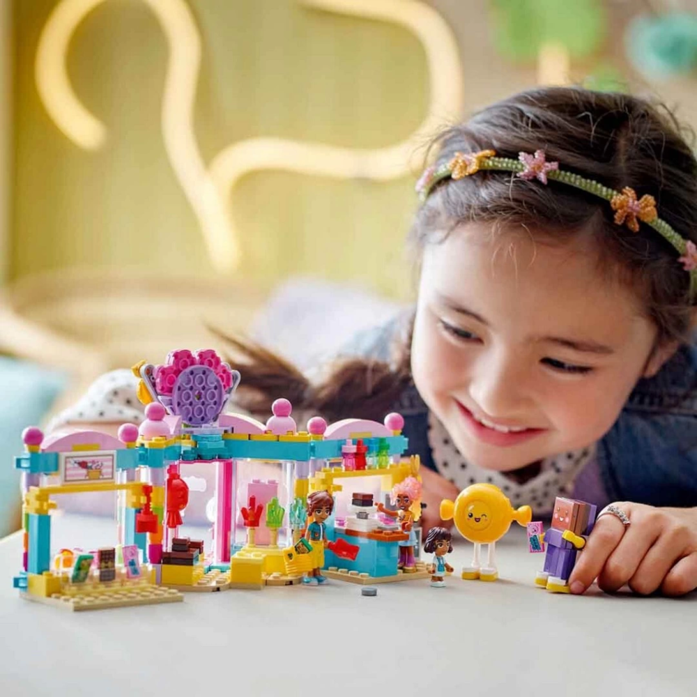 NessiWorld Friends Heartlake City Şekerci Dükkanı 42649 NessiWorld Friends Heartlake City Şekerci Dükkanı 42649