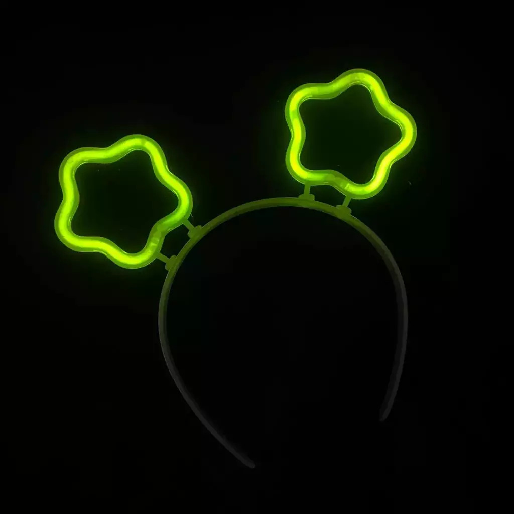 Nessiworld Glow Stick Karanlıkta Yanan Fosforlu Yıldız Taç 12 Ade Nessiworld Glow Stick Karanlıkta Yanan Fosforlu Yıldız Taç 12 Ade