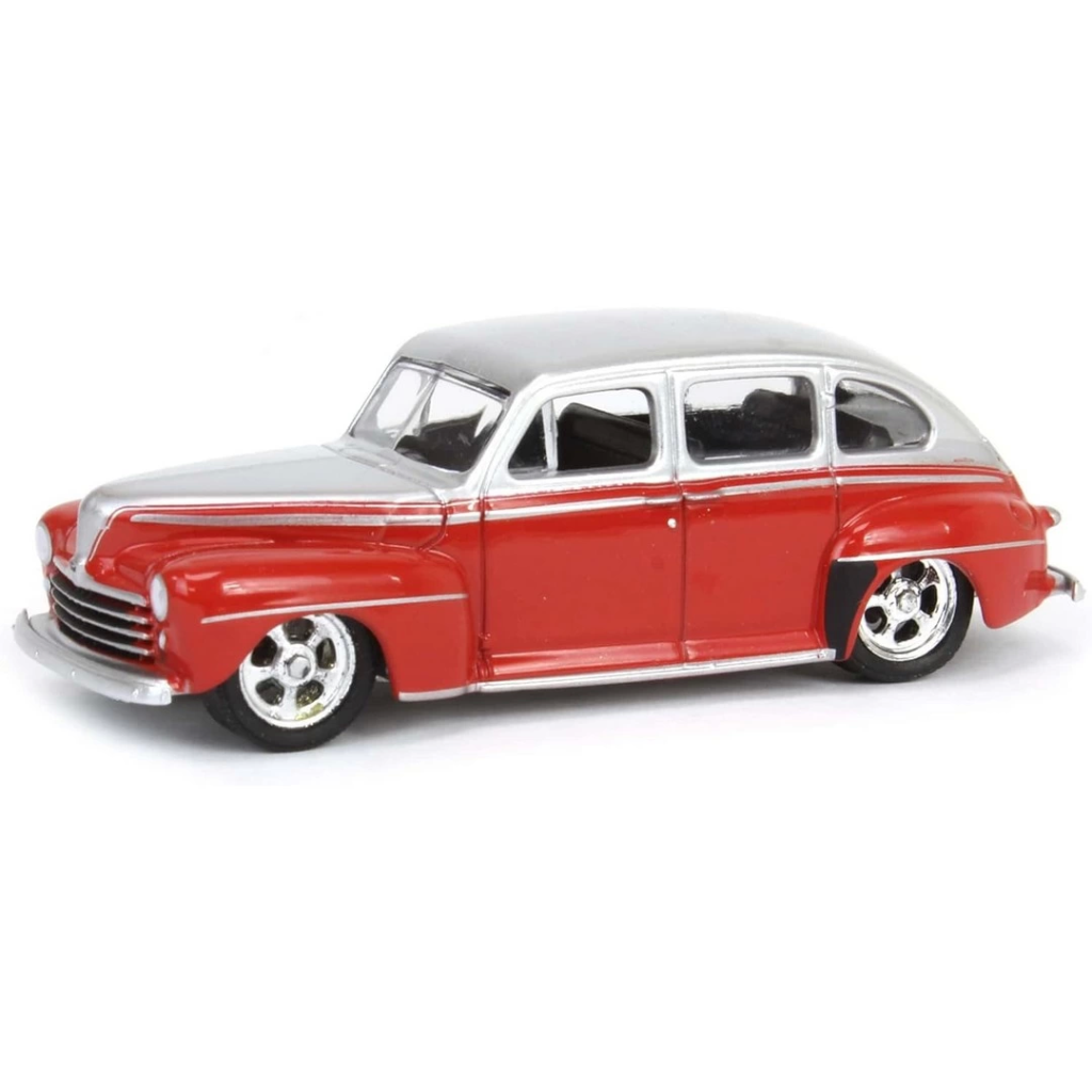 Nessiworld Greenlight 1/64 1947 Ford Fordor Super Deluxe Nessiworld Greenlight 1/64 1947 Ford Fordor Super Deluxe