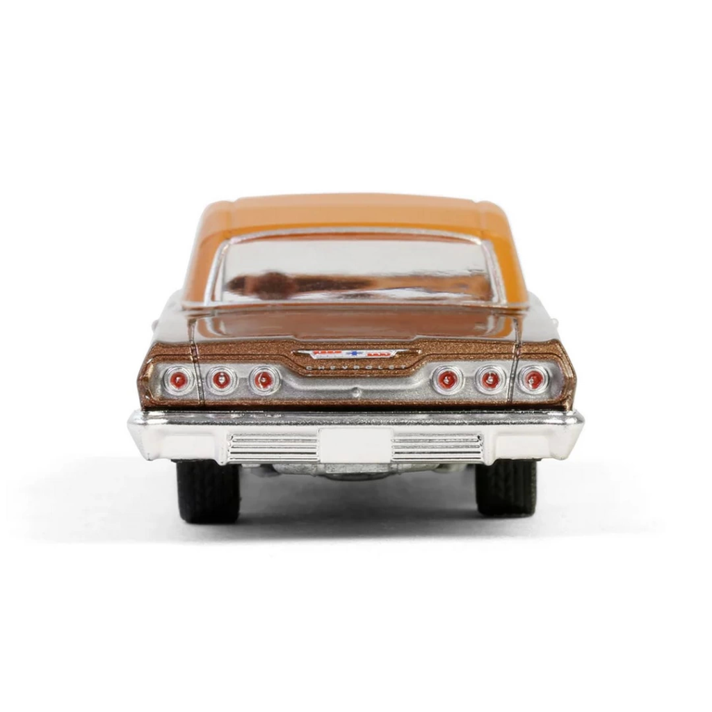 Nessiworld Greenlight 1/64 California Lowriders Series 6- 1963 Ch Nessiworld Greenlight 1/64 California Lowriders Series 6- 1963 Ch
