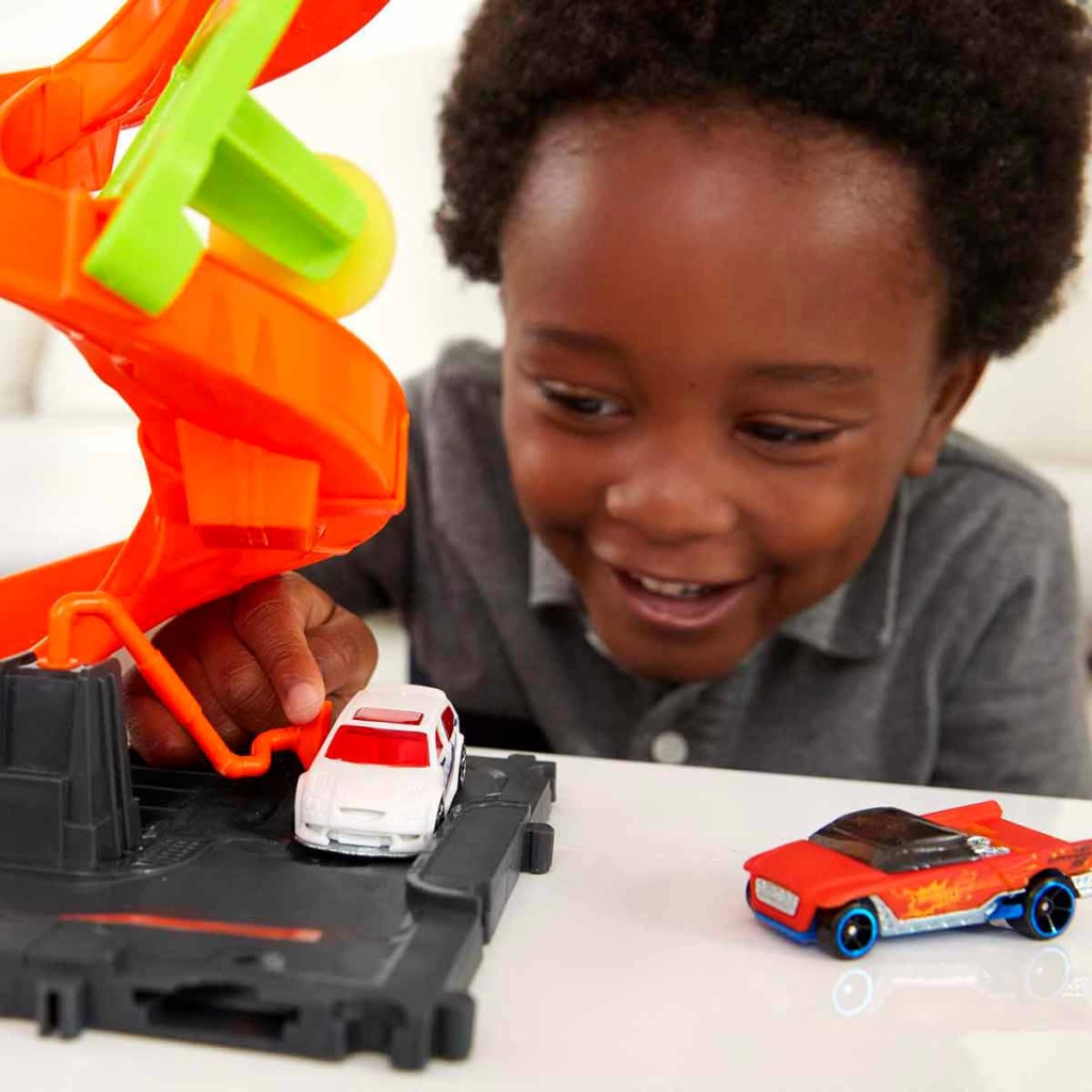 Nessiworld Hot Wheels City Mega Araba Yıkama HDP05 Nessiworld Hot Wheels City Mega Araba Yıkama HDP05