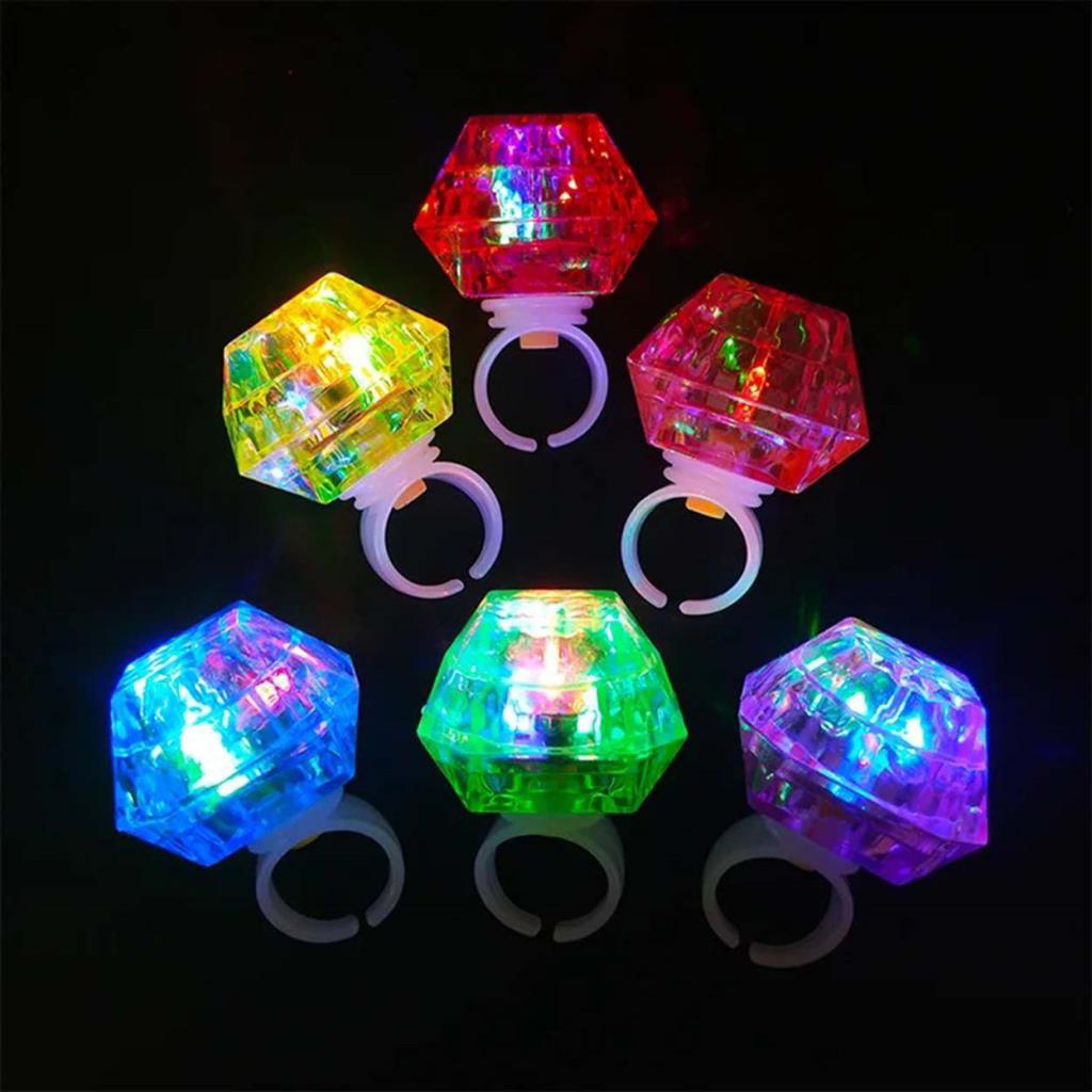 Nessiworld Kristal Tasarımlı Led Glow Işıklı 3 Modlu Pembe Yüzük 