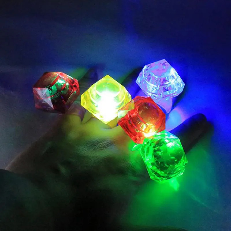 Nessiworld Kristal Tasarımlı Led Glow Işıklı 3 Modlu Kırmızı Yüzü Nessiworld Kristal Tasarımlı Led Glow Işıklı 3 Modlu Kırmızı Yüzü