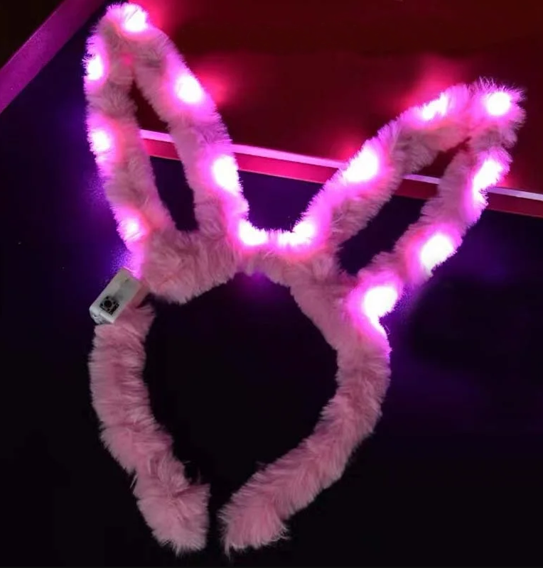 Nessiworld Led Işıklı Peluş Pofuduk Tavşan Kulak Tavşan Taç Pembe Nessiworld Led Işıklı Peluş Pofuduk Tavşan Kulak Tavşan Taç Pembe