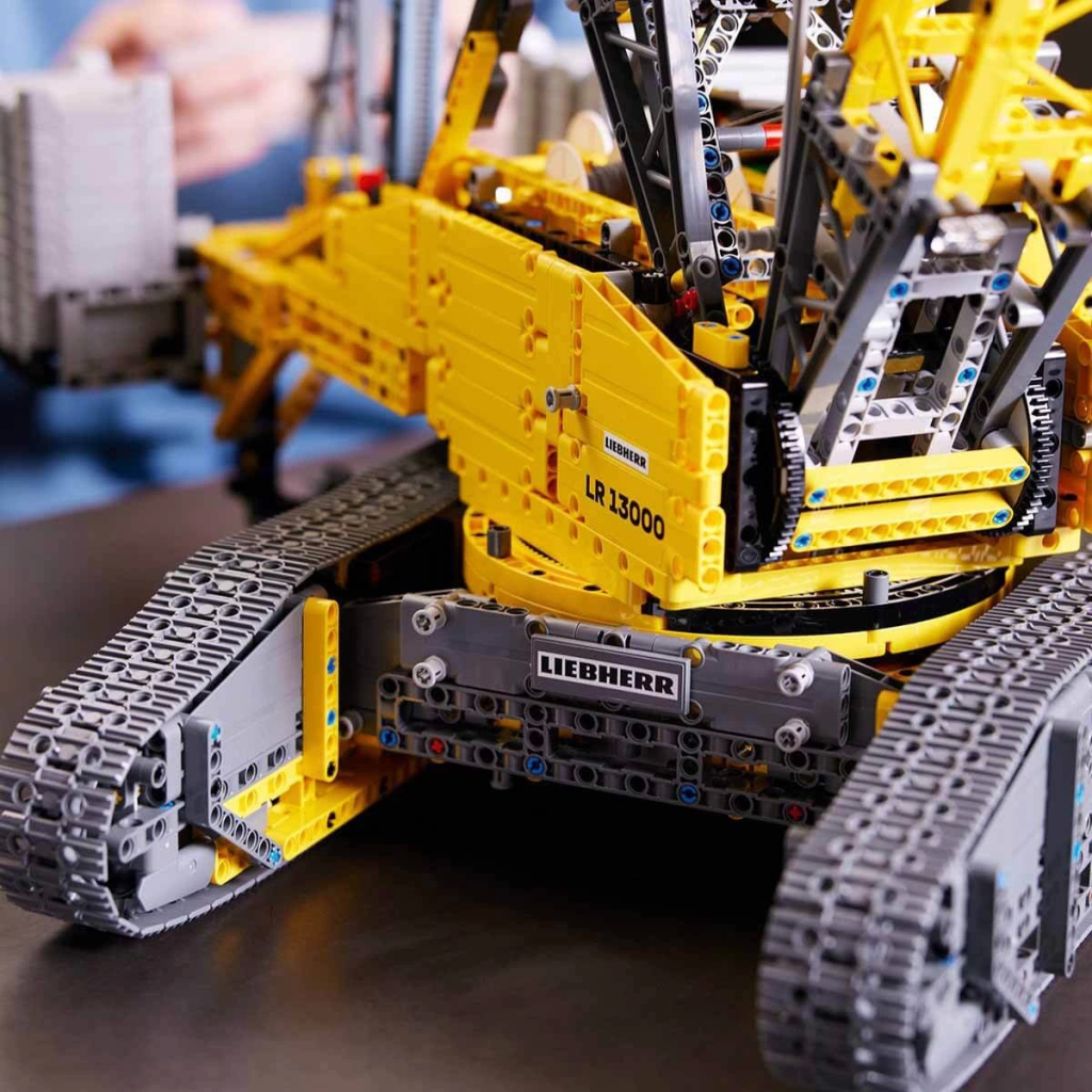 Nessiworld LEGO Technic Liebherr Paletli Vinç LR 13000 42146 Nessiworld LEGO Technic Liebherr Paletli Vinç LR 13000 42146