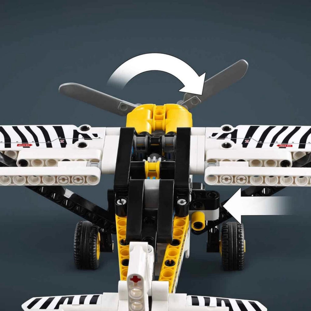 Nessiworld LEGO Technic Arazi Uçağı Nessiworld LEGO Technic Arazi Uçağı