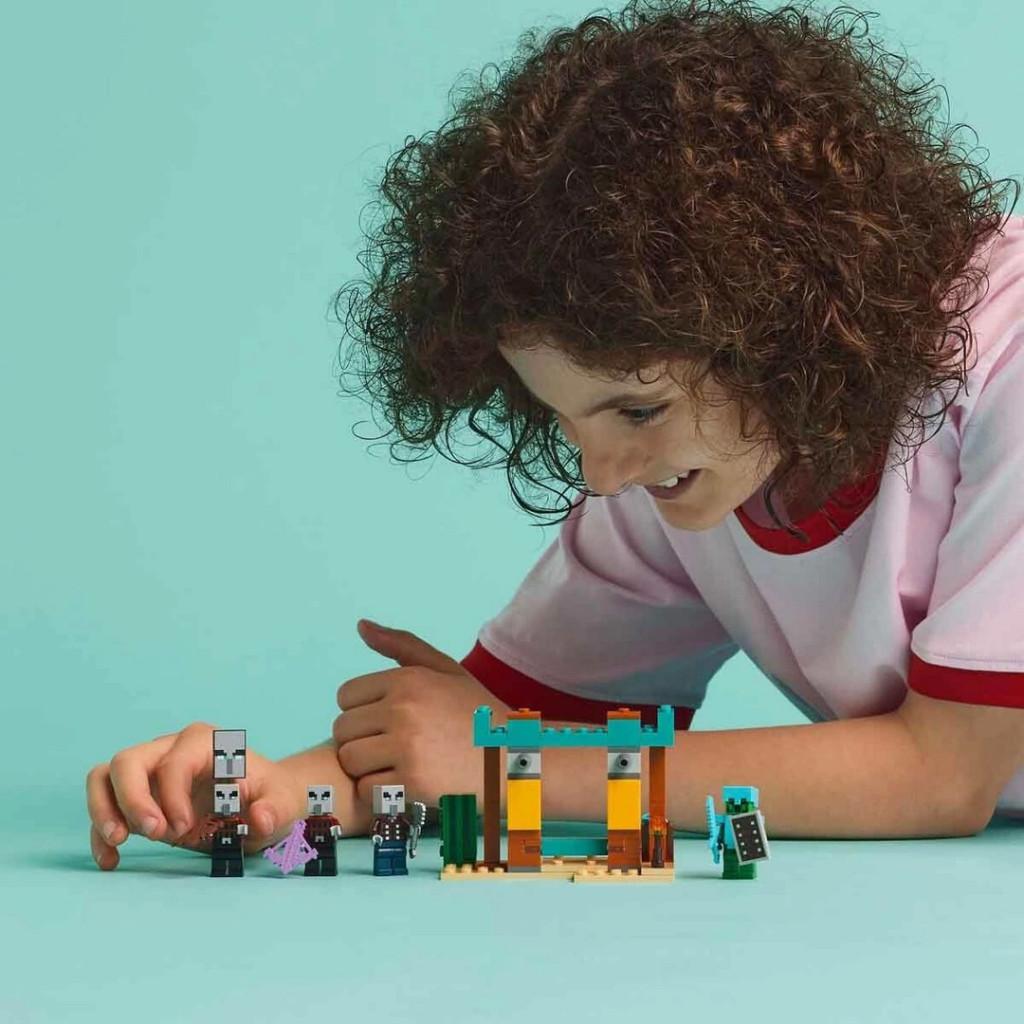 Nessiworld LEGO Minecraft Serseri Köylü Çöl Devriyesi 21267