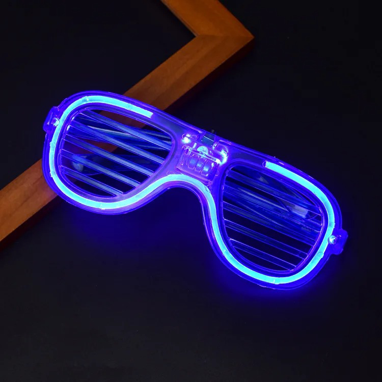 Nessiworld Mavi Led Işıklı Parti Gözlüğü - Neon Glow Şerit Gözlük Nessiworld Mavi Led Işıklı Parti Gözlüğü - Neon Glow Şerit Gözlük