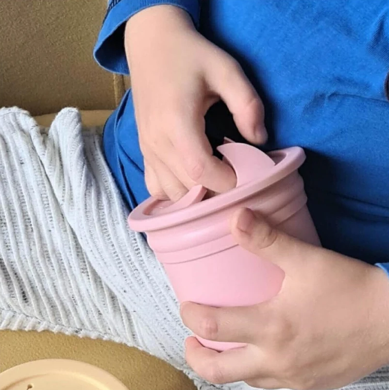 Nessiworld OiOi Ham+Hüp Pipetli Silikon Bardak Seti Pinky Pink / Nessiworld OiOi Ham+Hüp Pipetli Silikon Bardak Seti Pinky Pink /