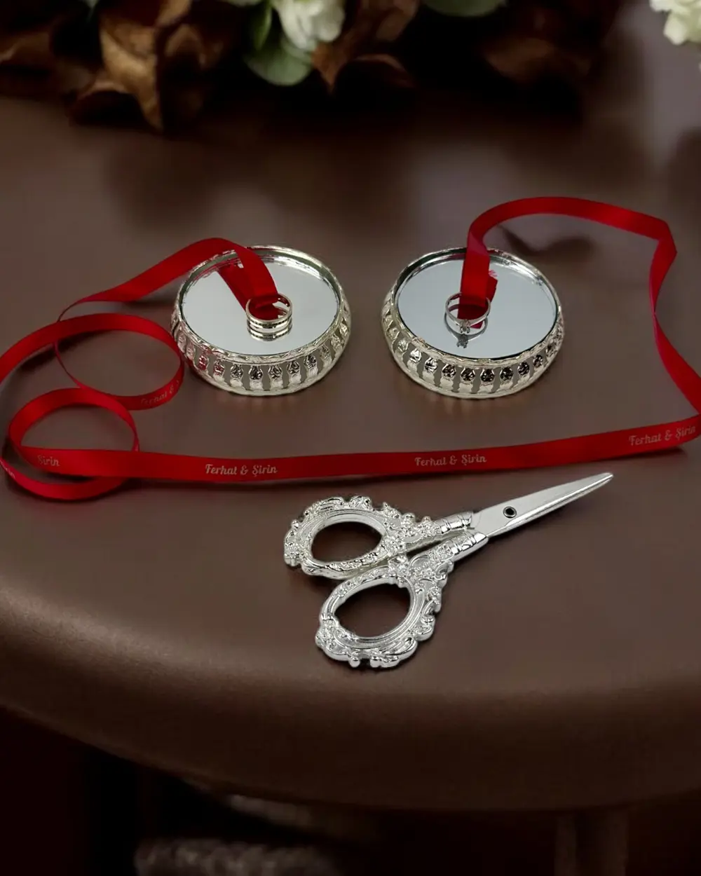 Neve Aynalı Yükselti ve Söz Makası Seti Neve Aynalı Yükselti ve Söz Makası Seti