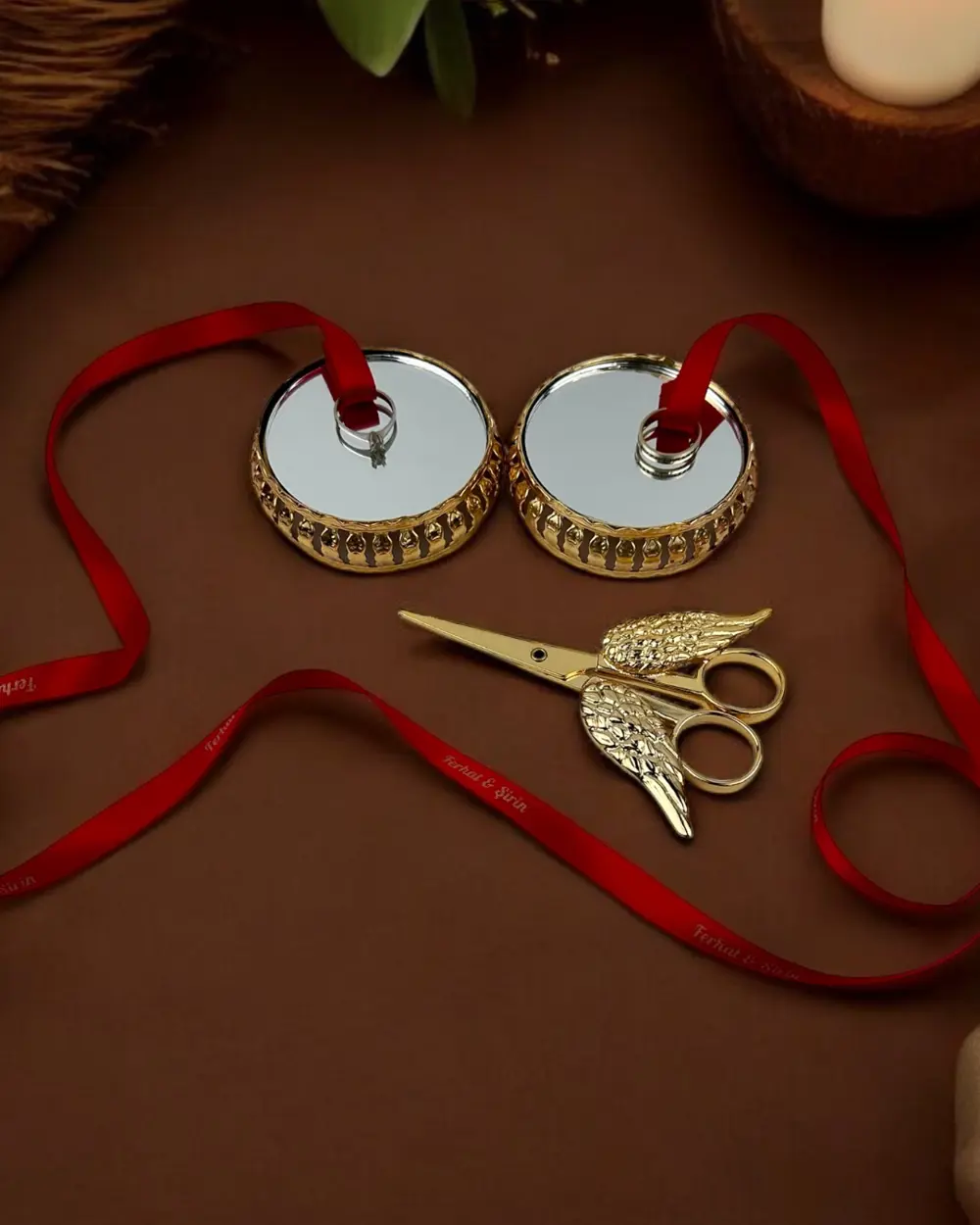 Neve Aynalı Yükselti ve Söz Makası Seti Neve Aynalı Yükselti ve Söz Makası Seti