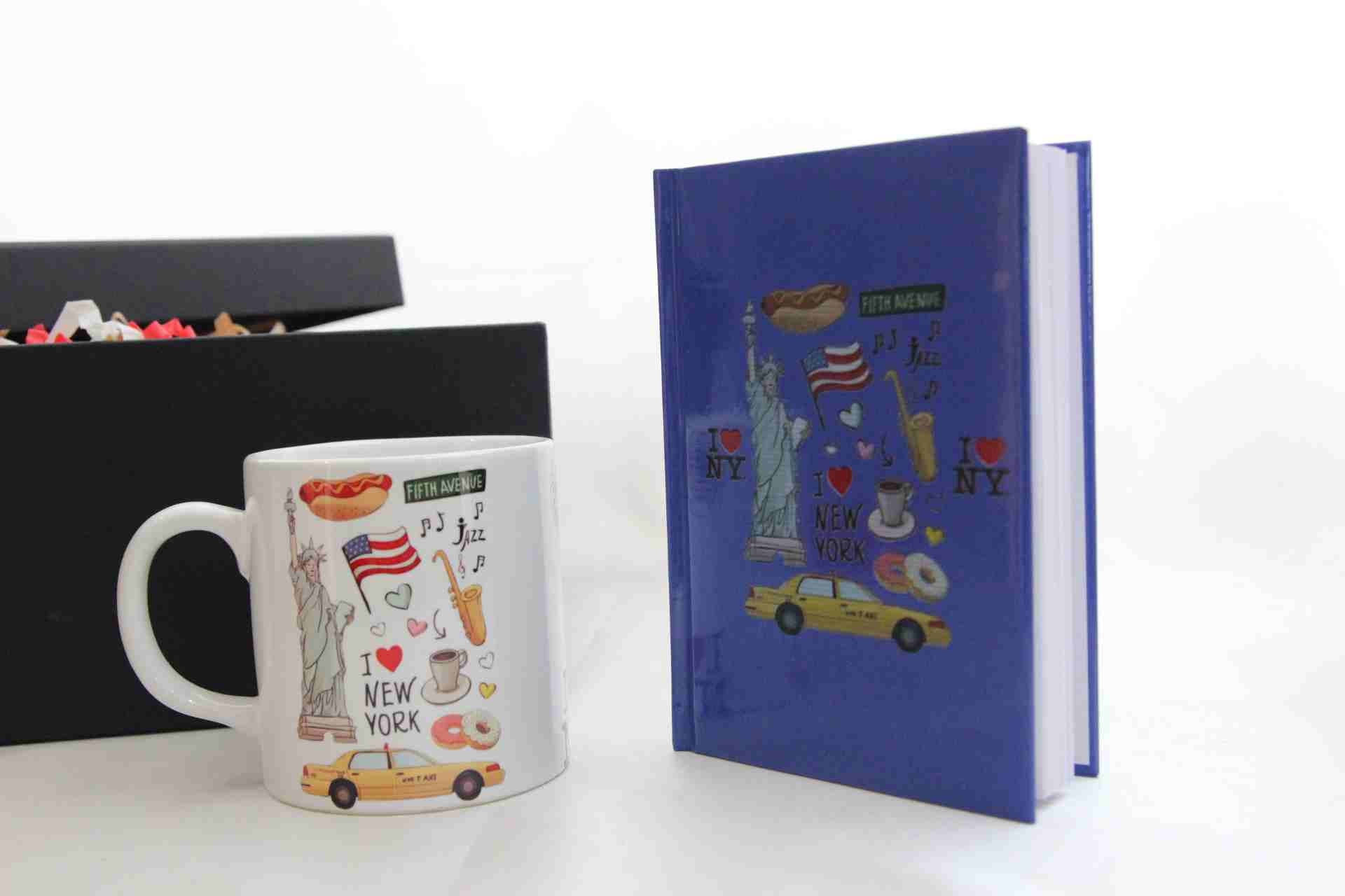 New York Kupa Bardak ve Defter Hediye Kutusu