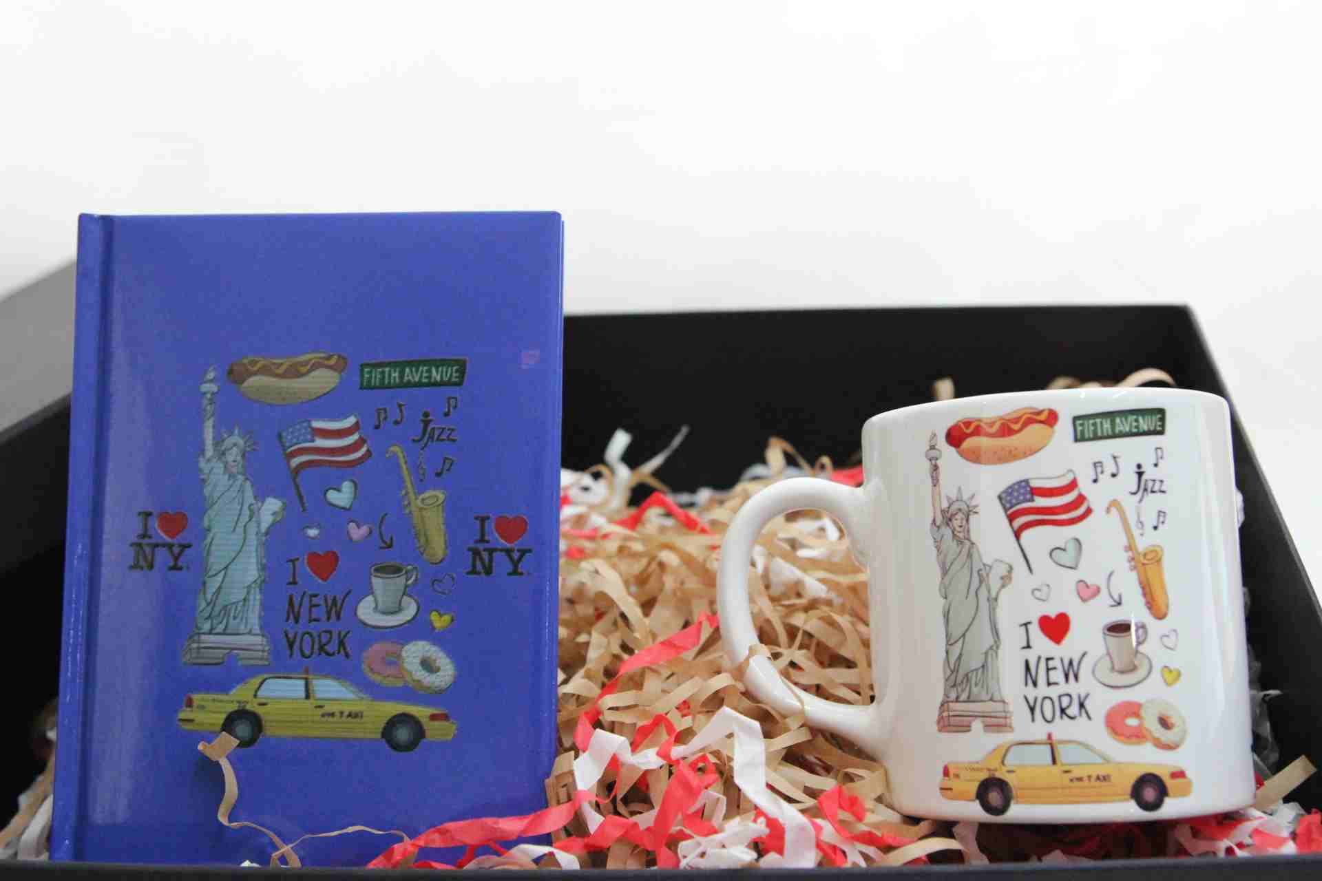 New York Kupa Bardak ve Defter Hediye Kutusu