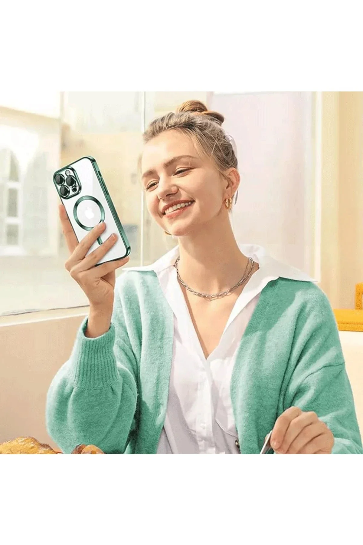 Newface İphone 14 Pro Max Kılıf Kross Magneticsafe Kapak - Kırmızı