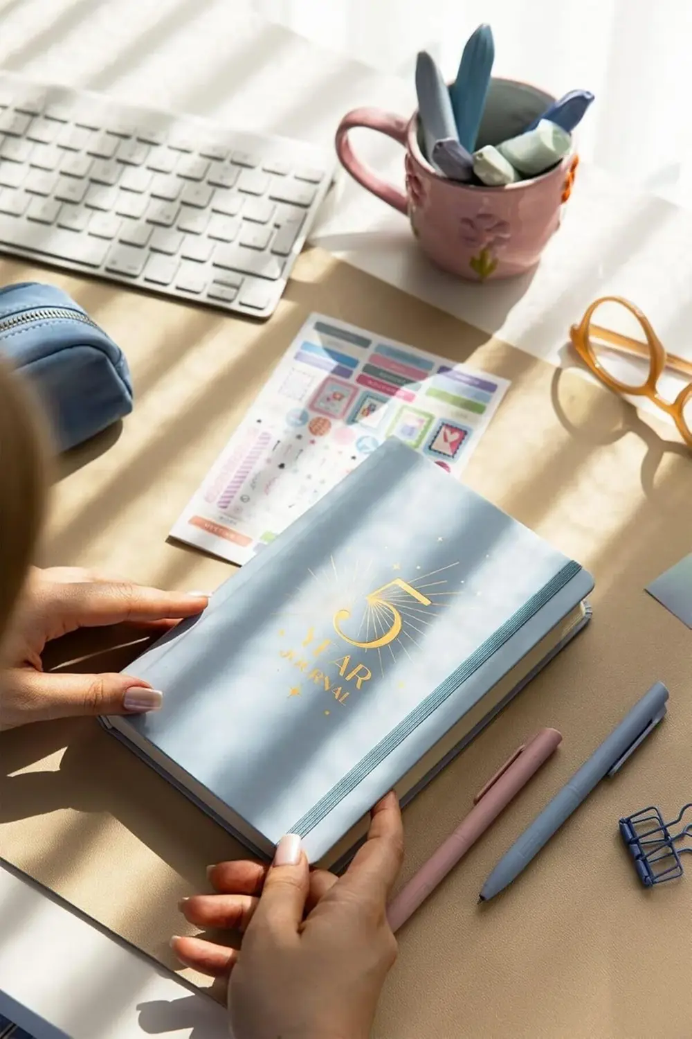 newpolyx 5 Yıllık Süresiz Günlük Ajanda 13x21 - Mavi goldglint 39