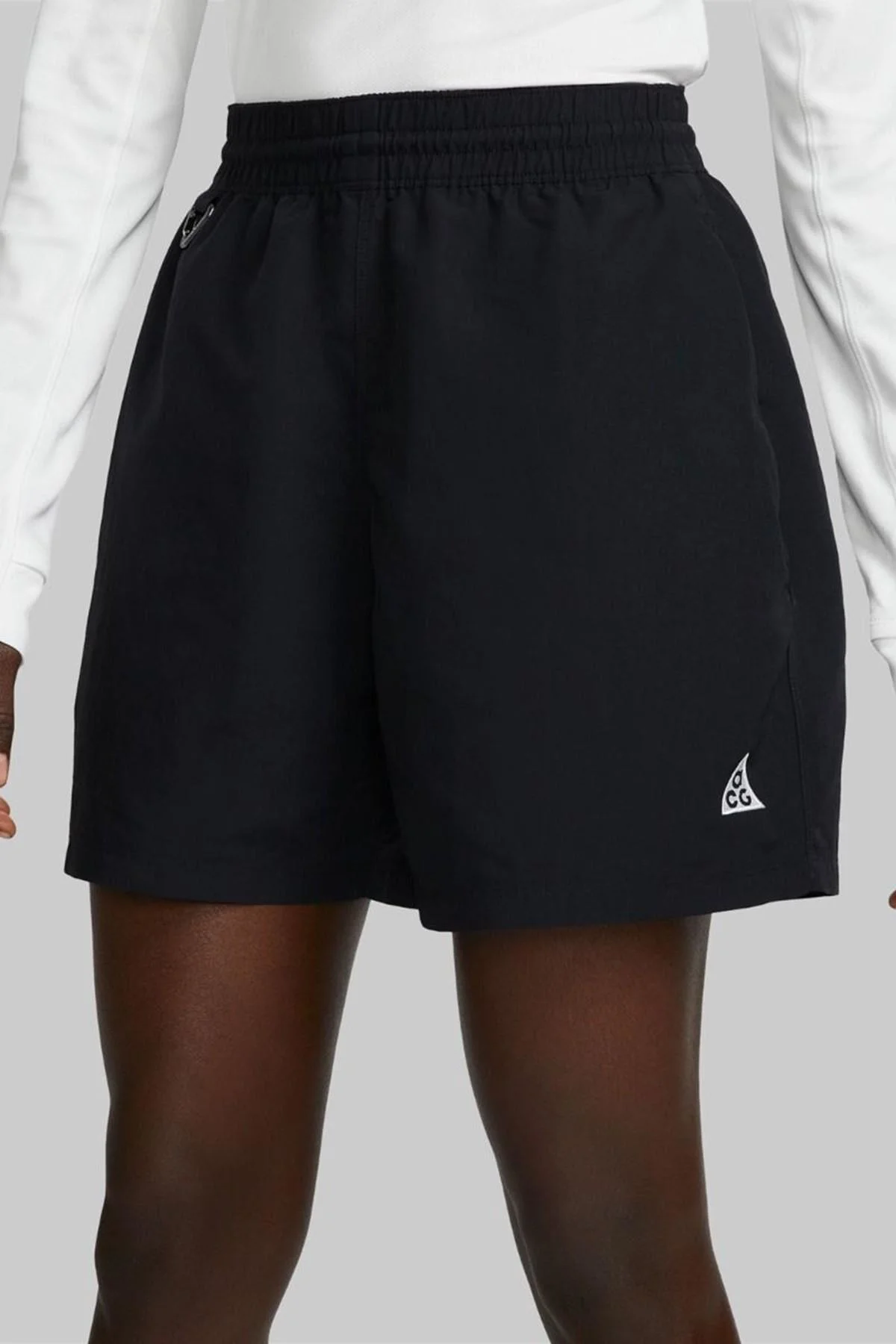 Nike ACG Women's 5" High Rise Shorts Yüksek Belli 2 Cepli Kadın Loose Fit Şort Siyah Fiyatı, Yorumları ve Özellikleri