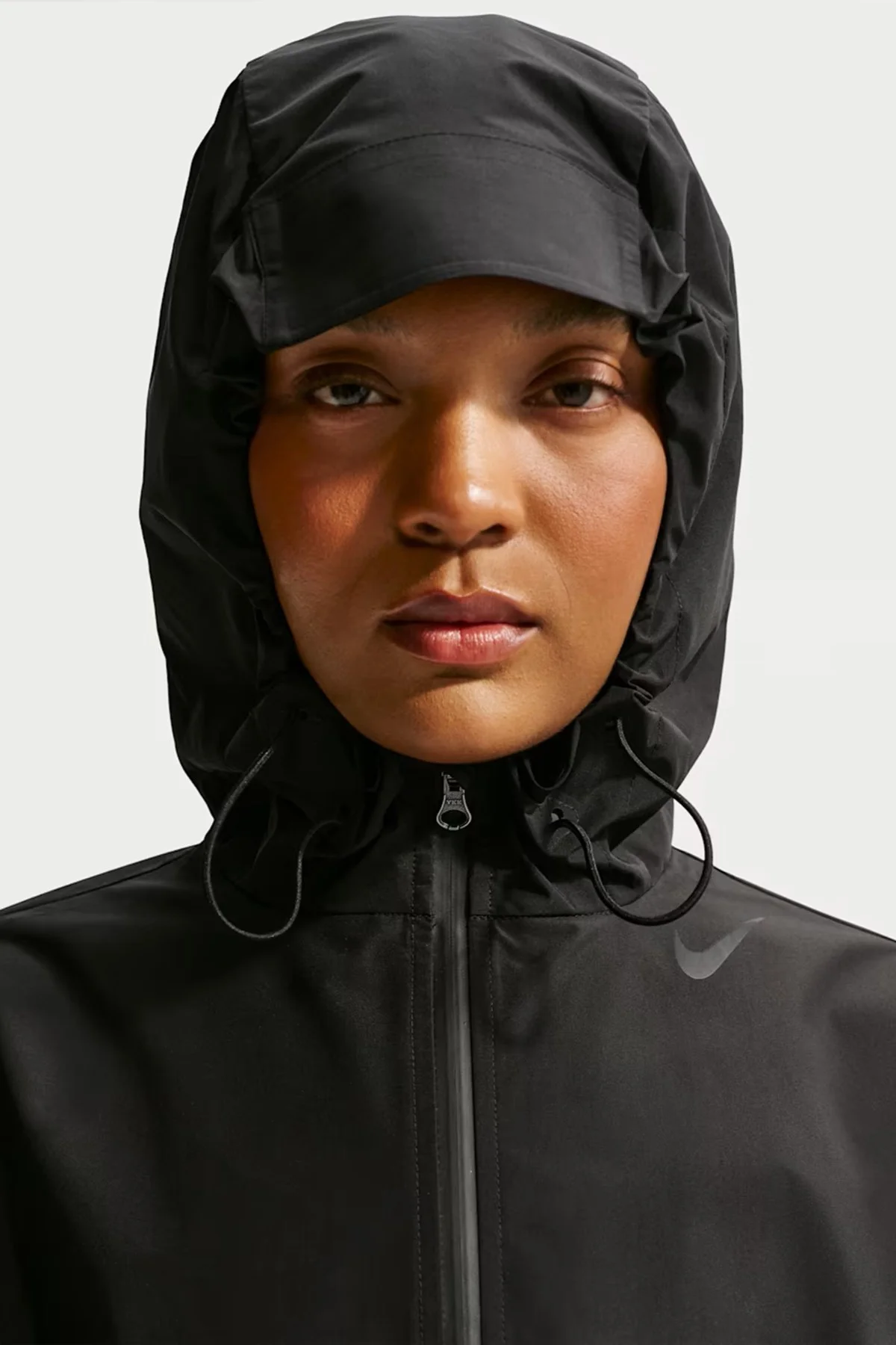 Nike Aeroswift Aerogami Storm-Fit Womens Running Jacket Çanta Olabilen Su İtici Reflektörlü Kadın Koşu Yağmurluk Ceket Siyah
