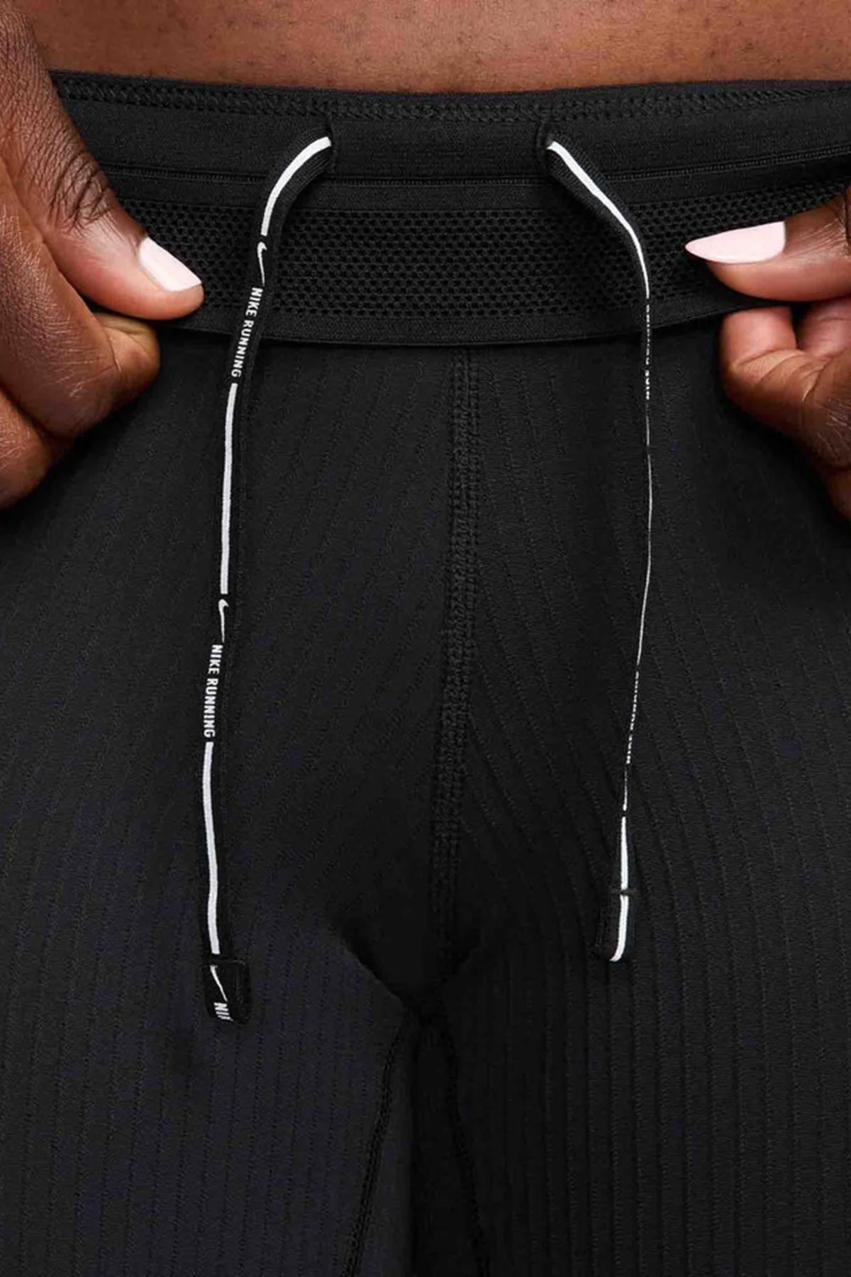 Nike AeroSwift Faith Kipyegon Dri-FIT ADV Mr 5"Mid Rise Brief Lined Running Short Kadın Pileseli Slip Astarlı Koşu Şortu Siyah