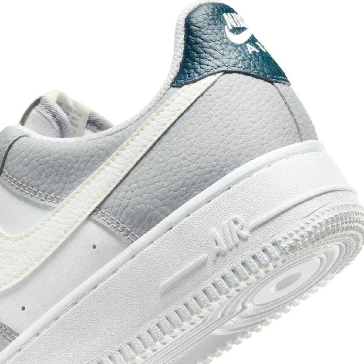 Nike Air Force 1 '07 LX Leather Unisex Sneaker Hakiki Deri Günlük Spor Ayakkabı Beyaz Gri Nike Air Force 1 '07 LX Leather Unisex Sneaker Hakiki Deri Günlük Spor Ayakkabı Beyaz Gri