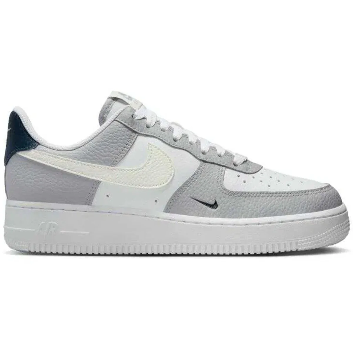 Nike Air Force 1 '07 LX Leather Unisex Sneaker Hakiki Deri Günlük Spor Ayakkabı Beyaz Gri Nike Air Force 1 '07 LX Leather Unisex Sneaker Hakiki Deri Günlük Spor Ayakkabı Beyaz Gri