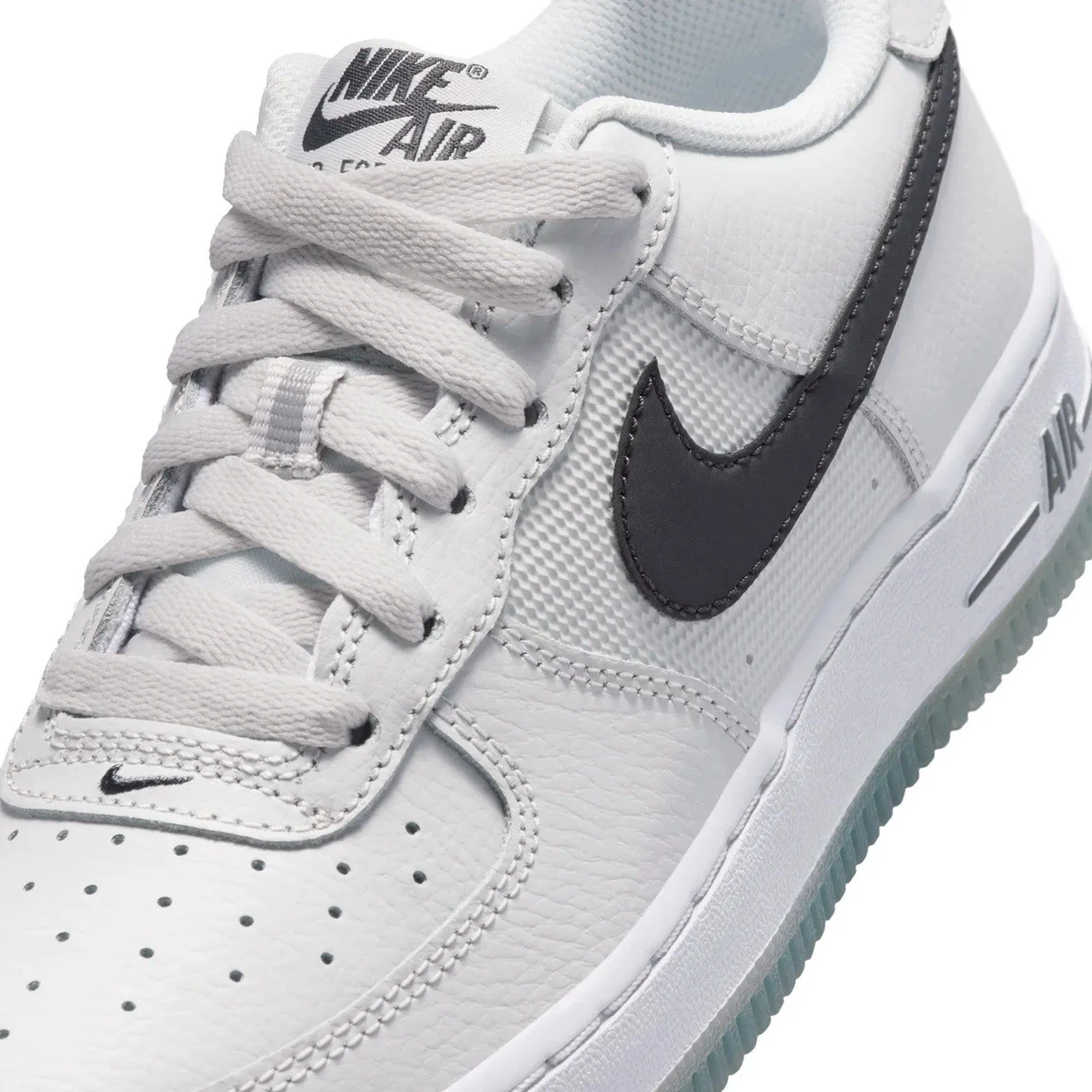 Nike Air Force 1 AF1 GS Leather Unisex Sneaker Hakiki Deri Reflektörlü Günlük Spor Ayakkabı Gri Nike Air Force 1 AF1 GS Leather Unisex Sneaker Hakiki Deri Reflektörlü Günlük Spor Ayakkabı Gri Fiyatı, Yorumları ve Özellikleri