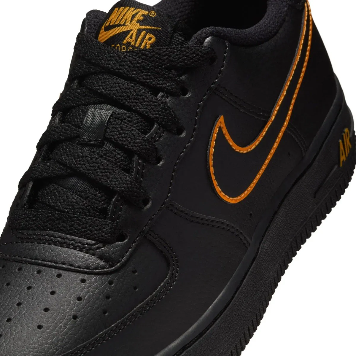 Nike Air Force Unisex Leather Sneaker Hakiki Deri Unisex Günlük Spor Ayakkabı Siyah Nike Air Force Unisex Leather Sneaker Hakiki Deri Unisex Günlük Spor Ayakkabı Siyah Fiyatı, Yorumları ve Özellikleri