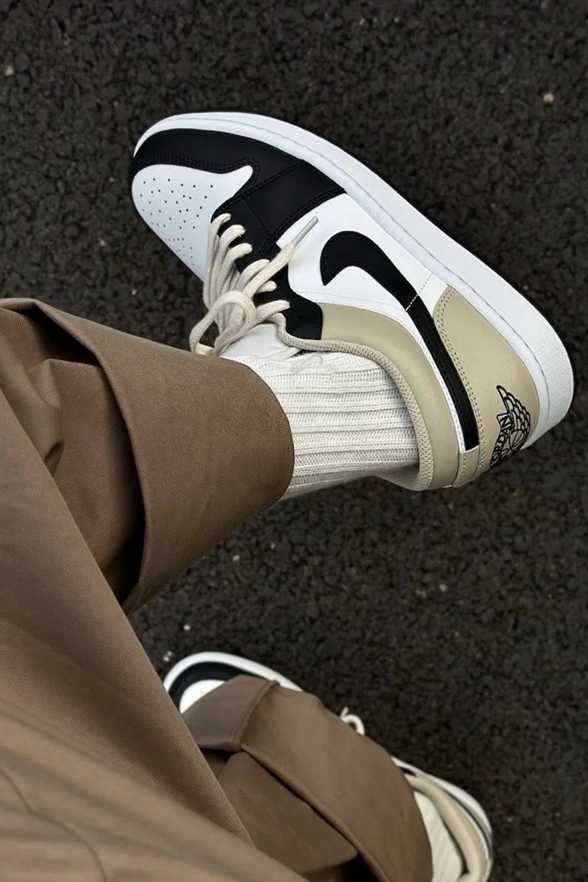 Nike Air Jordan 1 Low Leather Sneaker Hakiki Deri Erkek Spor Ayakkabı Siyah Krem Fiyatı, Yorumları ve Özellikleri