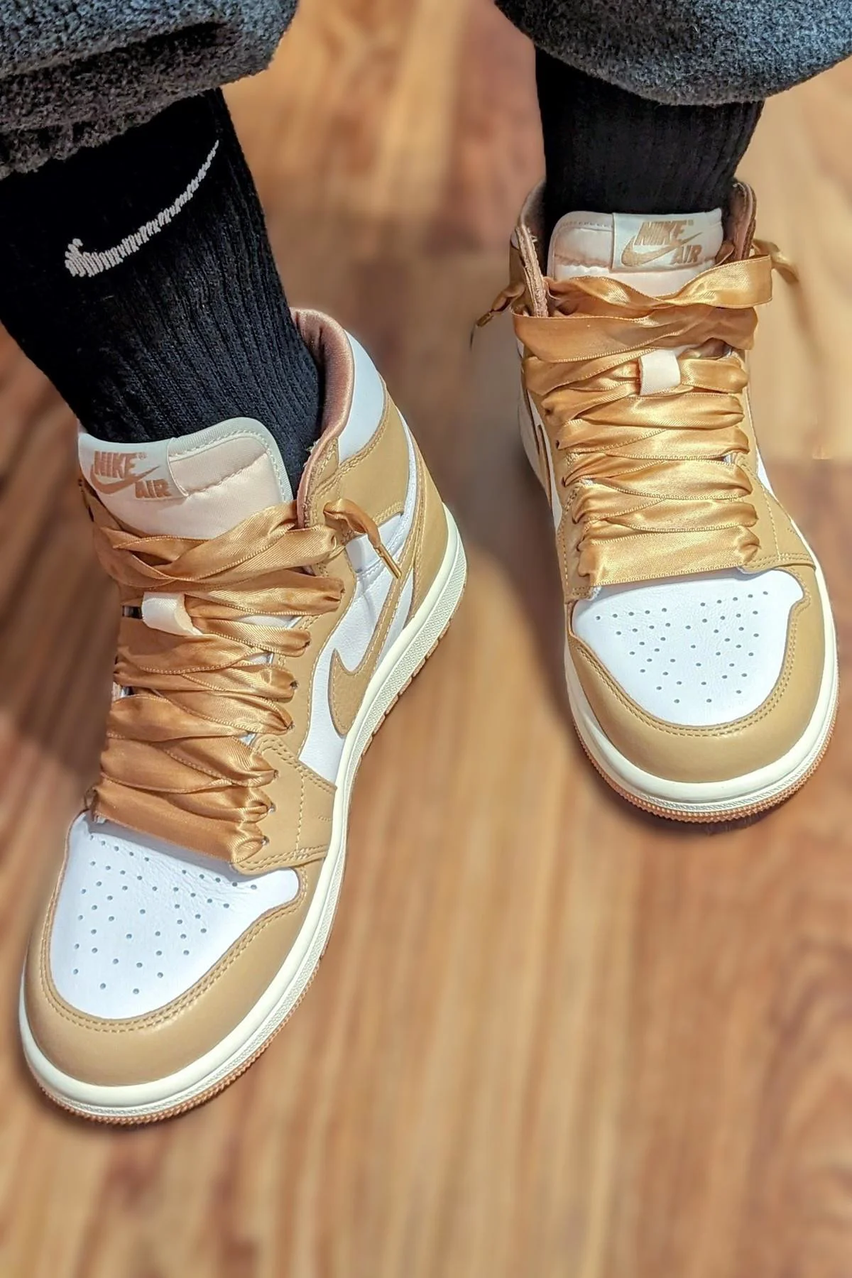 Nike Air Jordan 1 MID Leather Unisex Sneaker Hakiki Deri Bilekli Günlük Spor Ayakkabı Taba Nike Air Jordan 1 MID Leather Unisex Sneaker Hakiki Deri Bilekli Günlük Spor Ayakkabı Taba Fiyatı, Yorumları ve Özellikleri