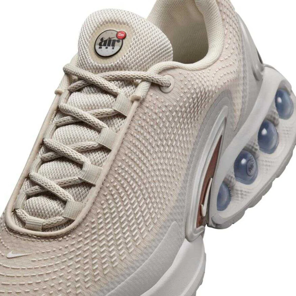 Nike Air Max DN Womens Brown Sneaker Kadın Günlük Spor Ayakkabı Sütlü Kahve Nike Air Max DN Womens Brown Sneaker Kadın Günlük Spor Ayakkabı Sütlü Kahve