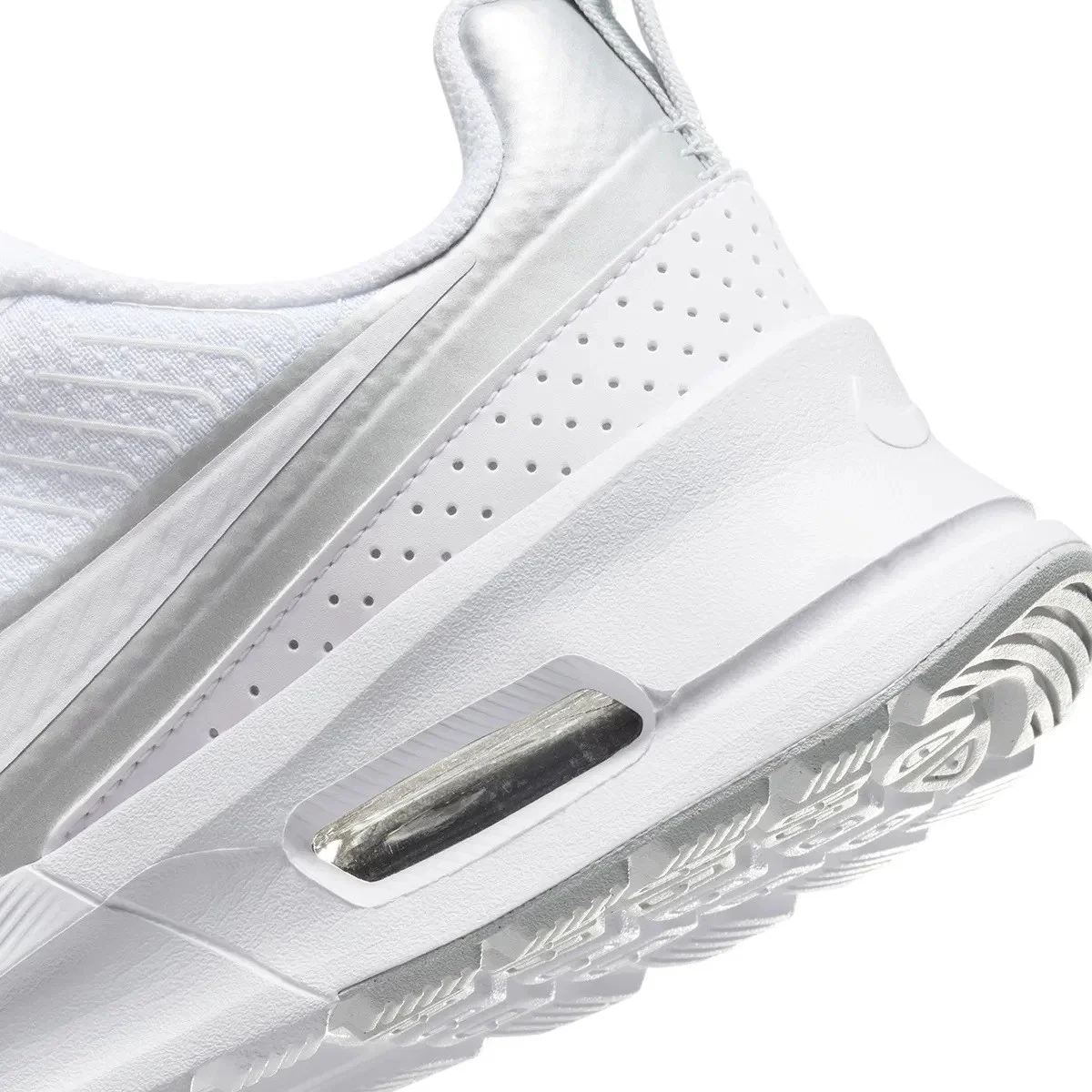 Nike Air Max Nuaxis Womens Sneaker Kadın Günlük Spor Ayakkabı Beyaz Fiyatı, Yorumları ve Özellikleri