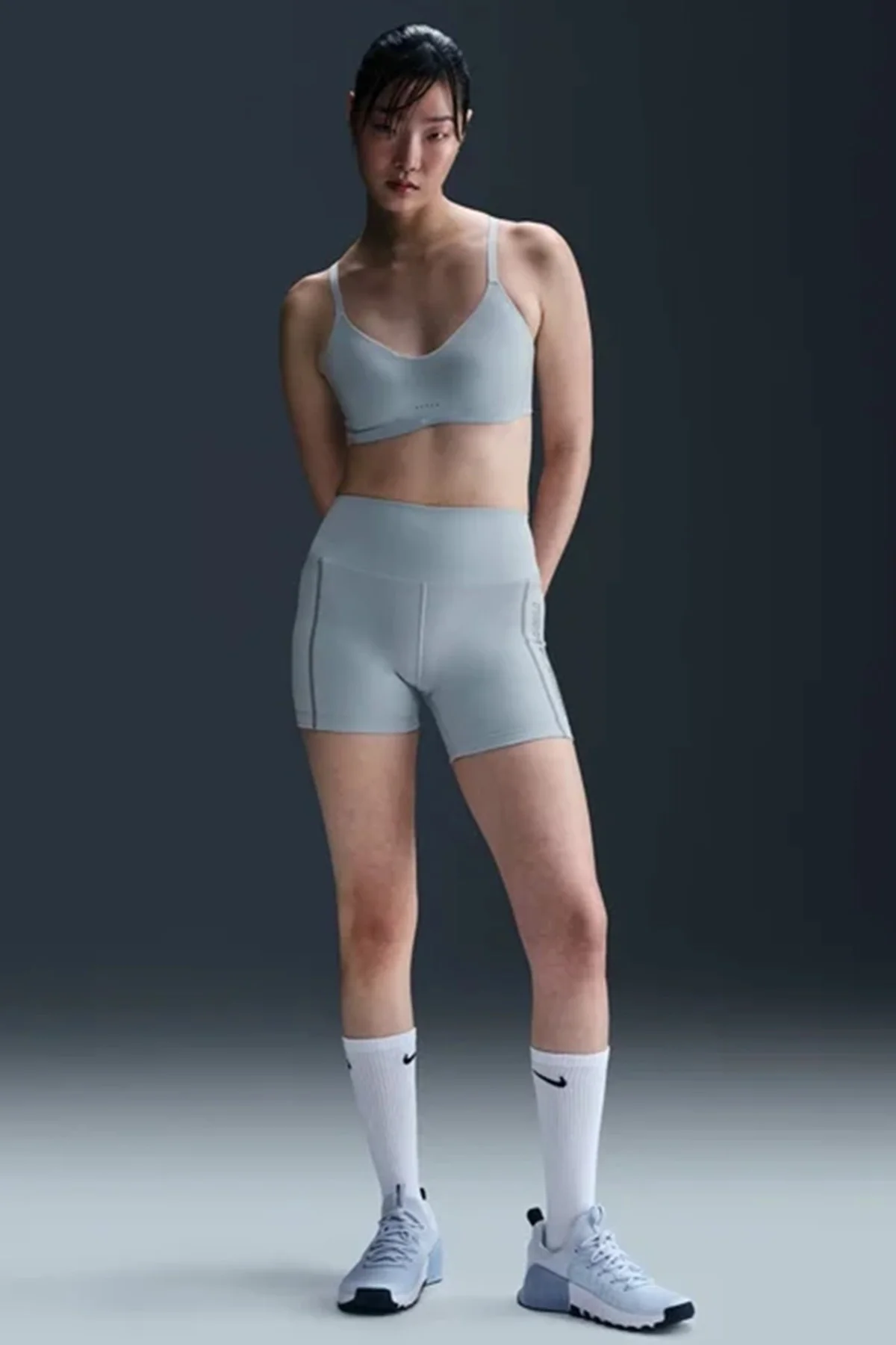 Nike Alate Minimalist Women's Light-Support Padded Convertible Sports Bra Kadın Lazer Kesim Bra Mavi Nike Alate Minimalist Women's Light-Support Padded Convertible Sports Bra Kadın Lazer Kesim Bra Mavi Fiyatı, Yorumları ve Özellikleri