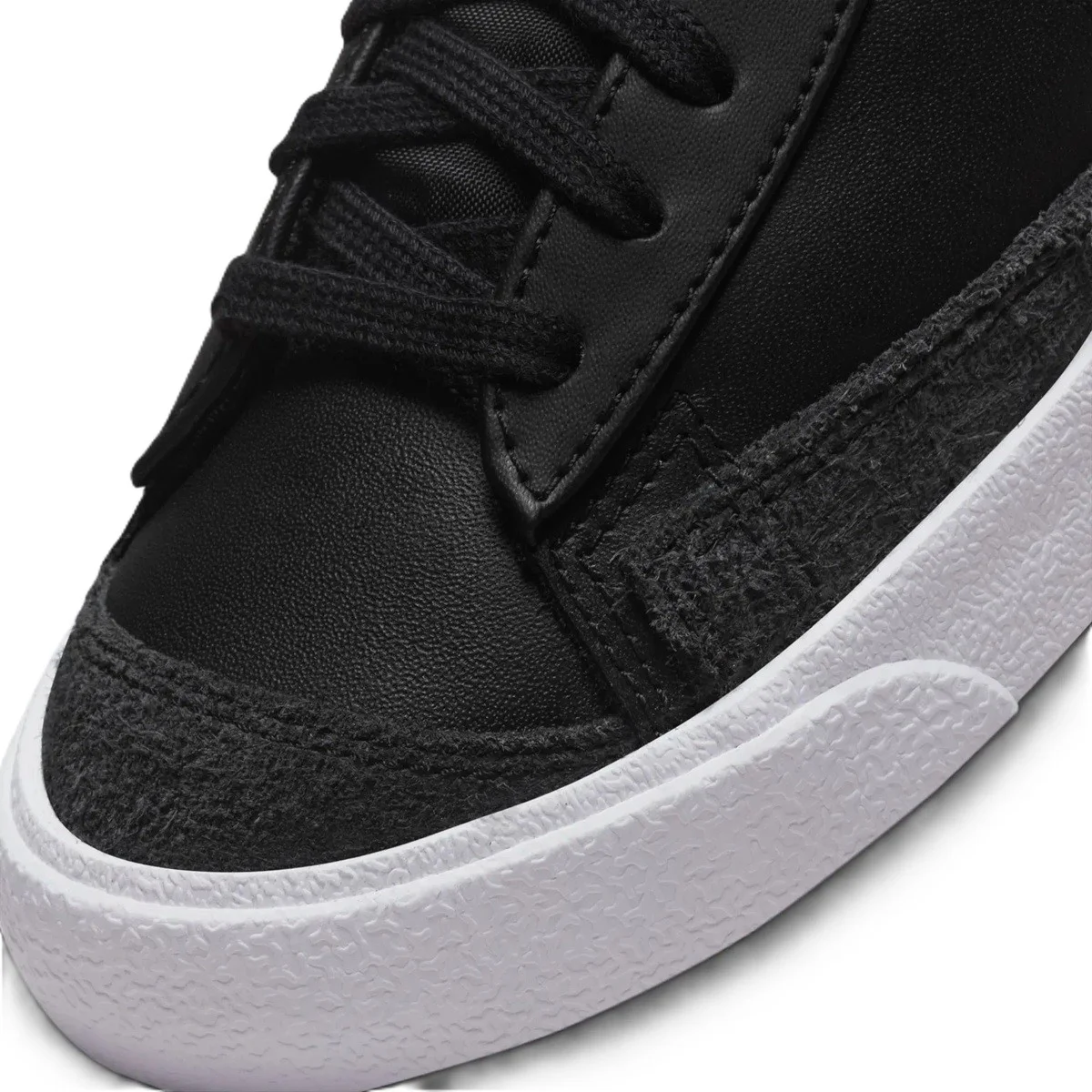 Nike Blazer Mıd 77 Vintage Leather Womens Sneaker Hakiki Deri Kadın Günlük Spor Ayakkabı Siyah Nike Blazer Mıd 77 Vintage Leather Womens Sneaker Hakiki Deri Kadın Günlük Spor Ayakkabı Siyah
