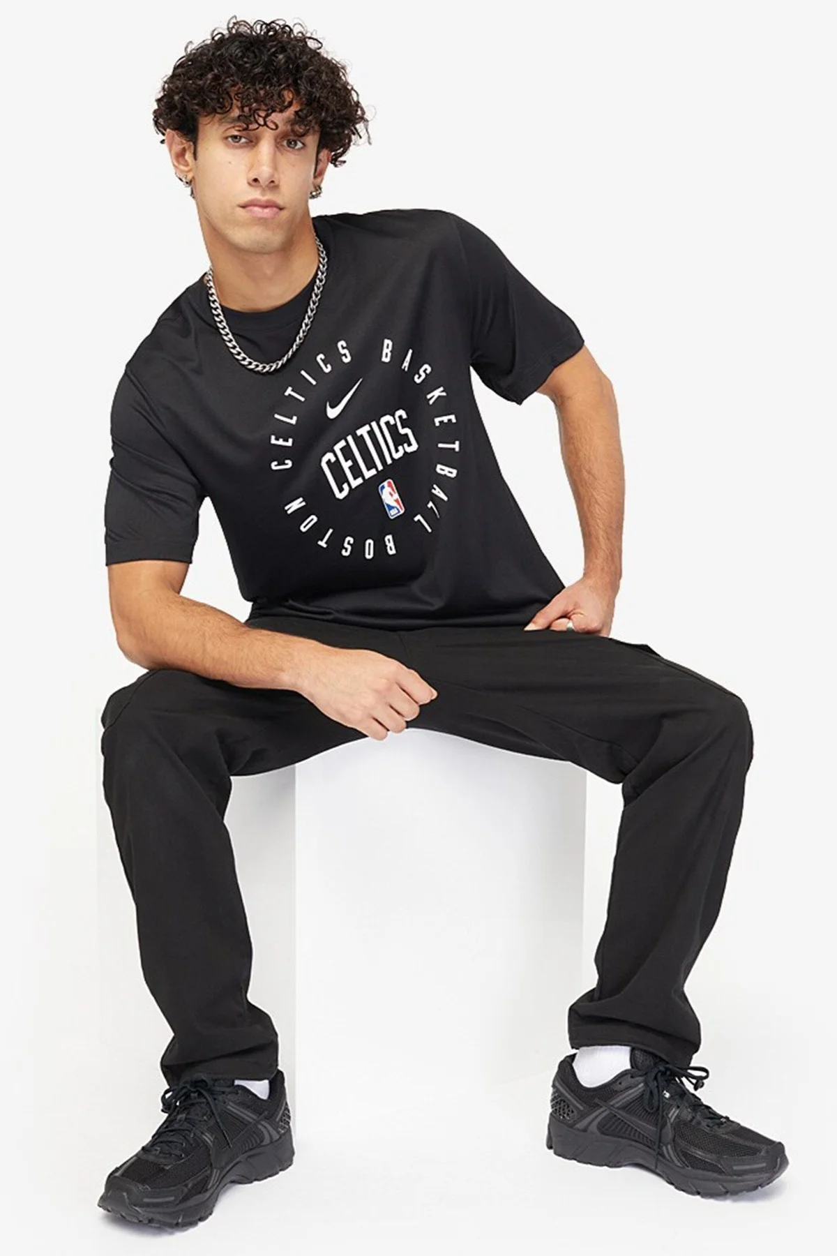Nike Boston Celtics Legend Practice Tee SS Crew Black Logolu Unisex Günlük Tişört Siyah Nike Boston Celtics Legend Practice Tee SS Crew Black Logolu Unisex Günlük Tişört Siyah Fiyatı, Yorumları ve Özellikleri