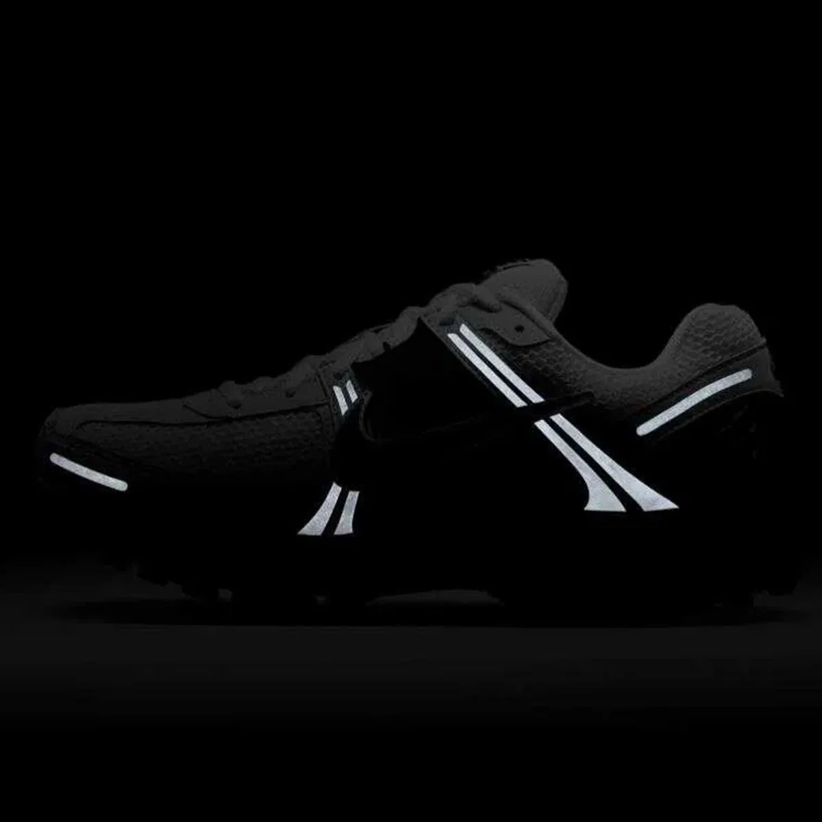 Nike Bowerman Zoom Vomero Unisex Sneaker Reflektörlü Unisex Günlük Ayakkabı Beyaz Fiyatı, Yorumları ve Özellikleri