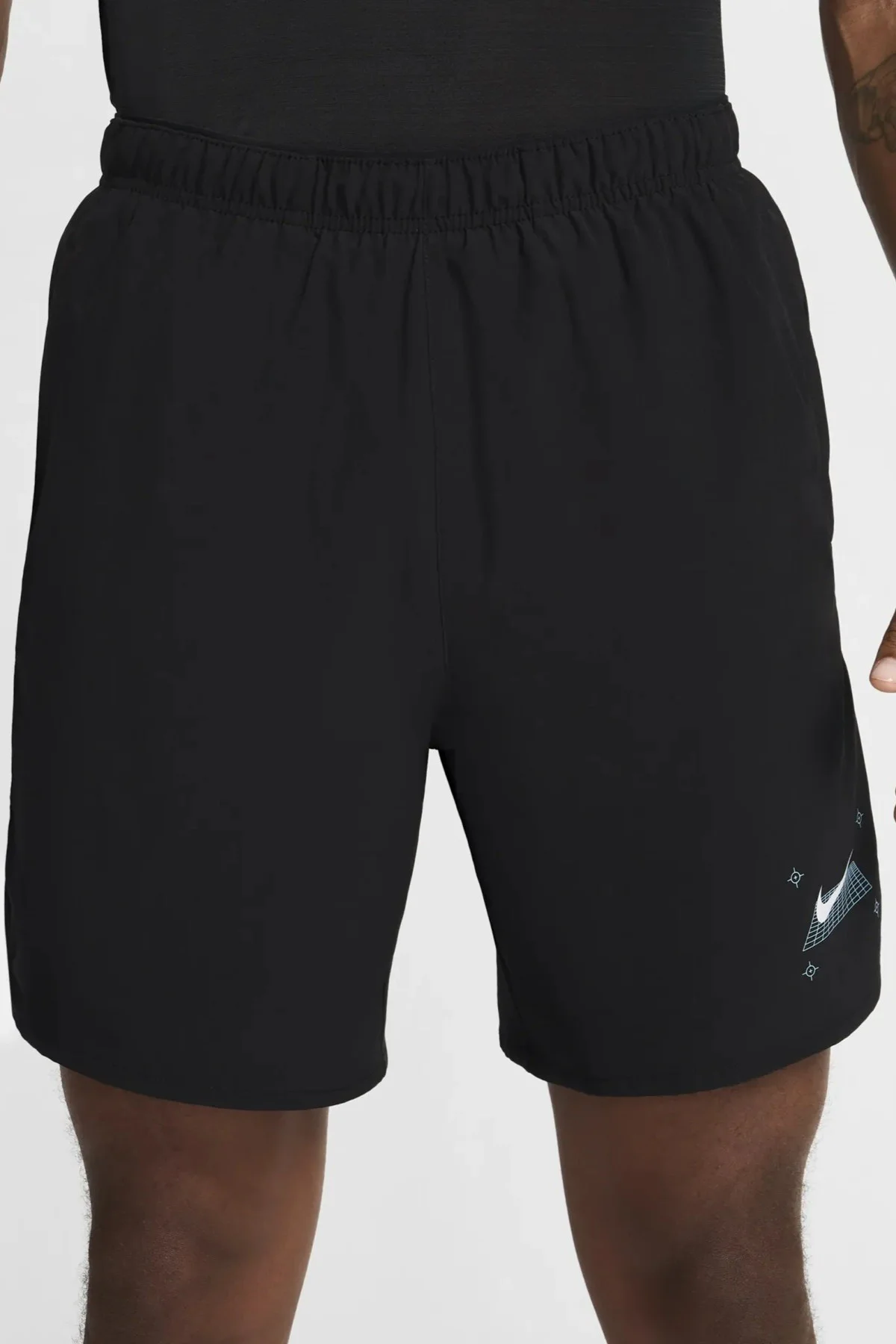 Nike Challenger Grid Mens Shorts Erkek Şort Siyah Nike Challenger Grid Mens Shorts Erkek Şort Siyah