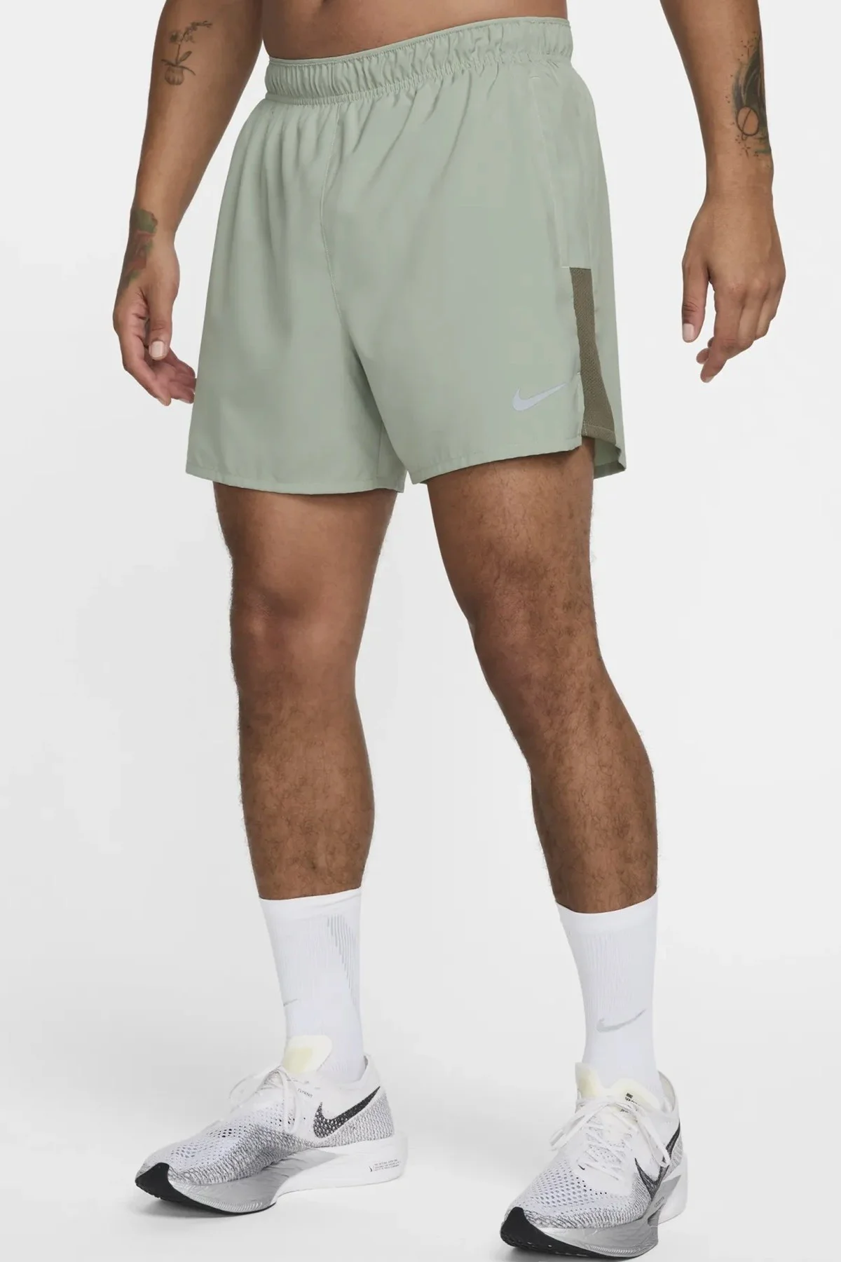 Nike Challenger Men's Dri-FIT 5" Brief-lined Running Shorts Erkek Slip Astarlı 5 inç Koşu Şortu Yeşil