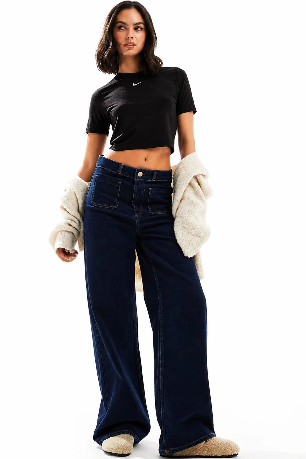 Nike Chill Knit Crop Womens Slim Fit T-shirt Kadın Kısa Dar Kesim Tişört Siyah