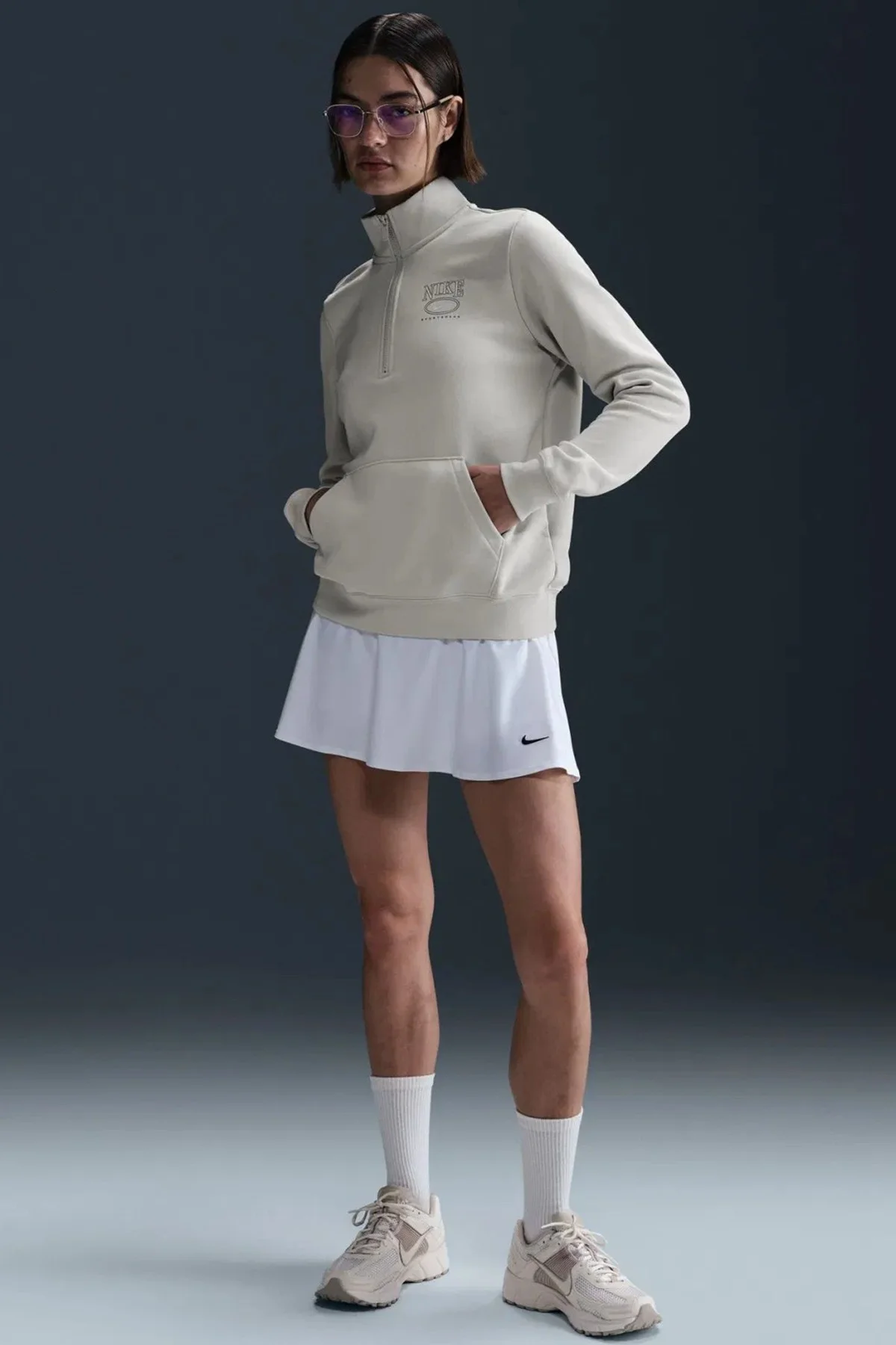 Nike Club Fleece Mock Gx QZ Top Sweatshirt Kadın Oversize Kısa Yarım Fermuar Sweatshirt Krem Fiyatı, Yorumları ve Özellikleri