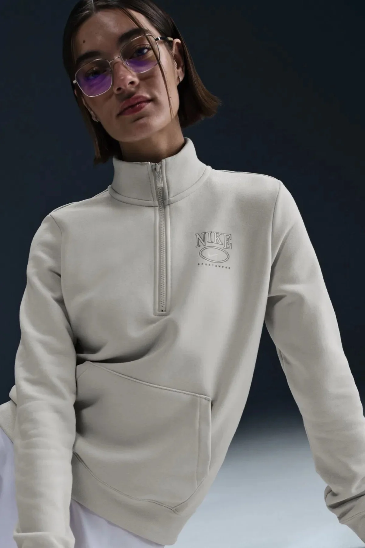 Nike Club Fleece Mock Gx QZ Top Sweatshirt Kadın Oversize Kısa Yarım Fermuar Sweatshirt Krem Fiyatı, Yorumları ve Özellikleri