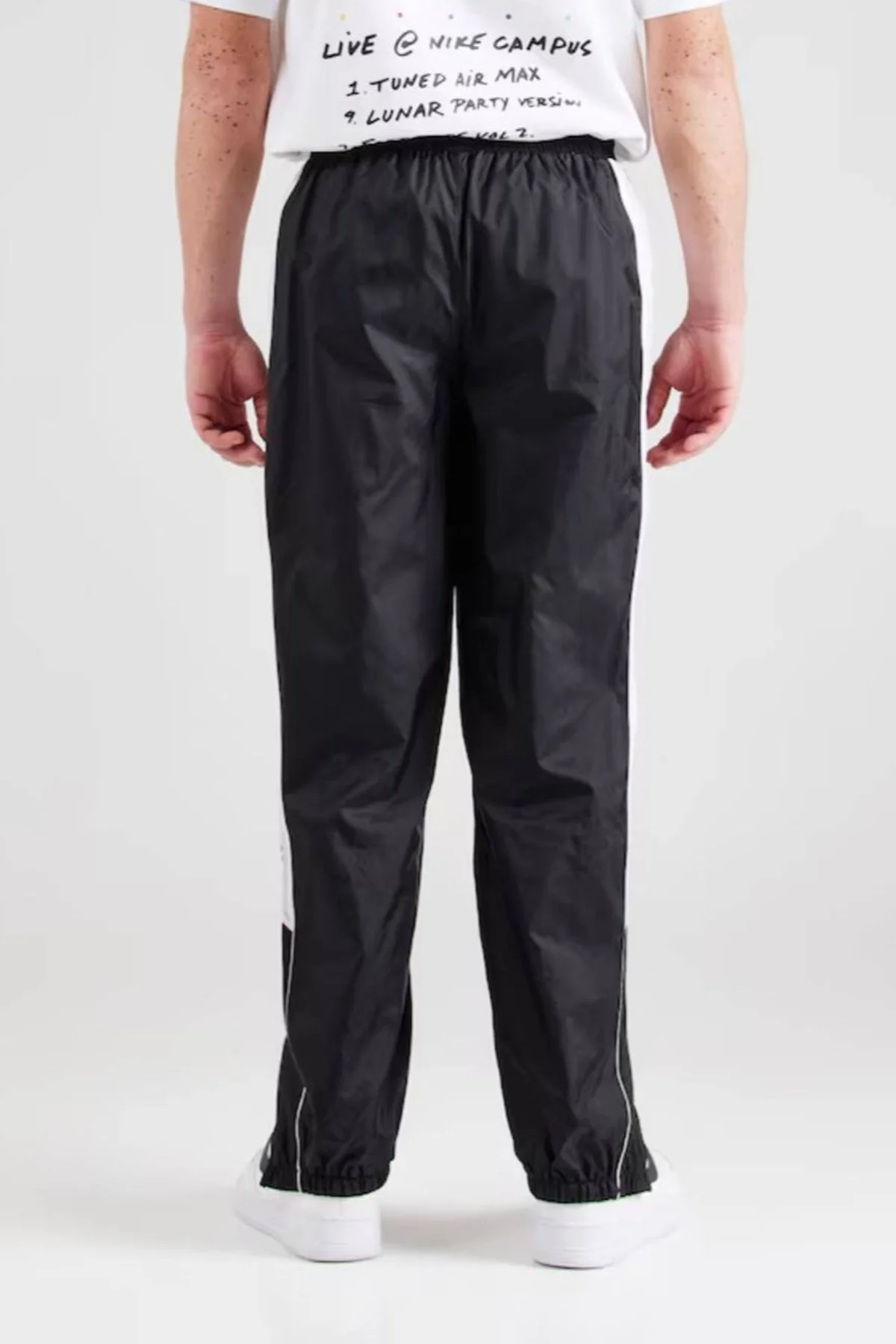 Nike Club Mens Woven Joggers Dokuma Erkek Eşofman Altı Regular Boy Siyah Beyaz Nike Club Mens Woven Joggers Dokuma Erkek Eşofman Altı Regular Boy Siyah Beyaz Fiyatı, Yorumları ve Özellikleri