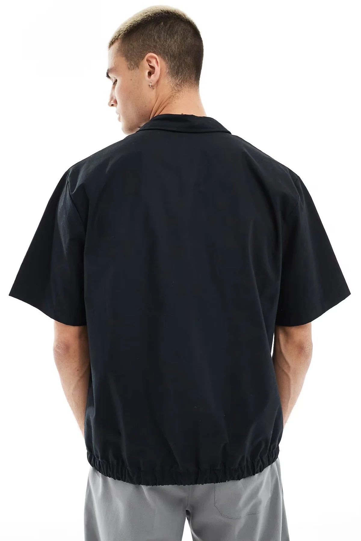 Nike Club Woven Loose Fit Short Sleeve Shirt in Black Erkek Bol Kesim Dokuma Kısa Kollu Spor Gömlek Siyah Fiyatı, Yorumları ve Özellikleri