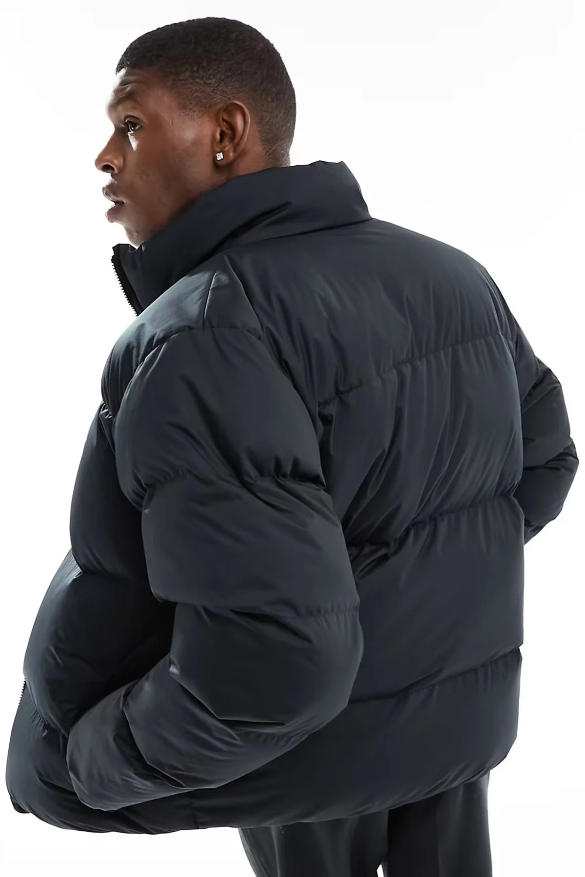 Nike Clup Puffer Synthetic Fill Full Zip Loose Fit Men's Jacket Erkek Bol Kesim Suitici Mont Siyah Nike Clup Puffer Synthetic Fill Full Zip Loose Fit Men's Jacket Erkek Bol Kesim Suitici Mont Siyah